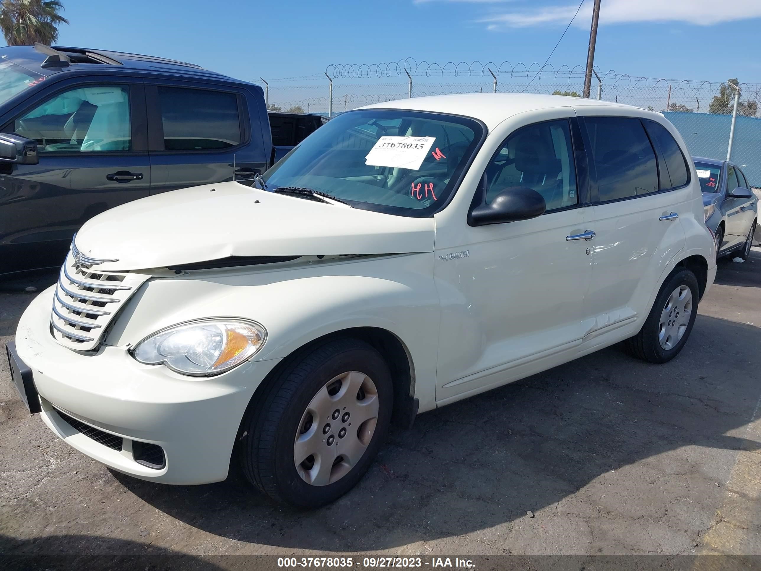 Photo 1 VIN: 3A8FY58B56T256855 - CHRYSLER PT CRUISER 