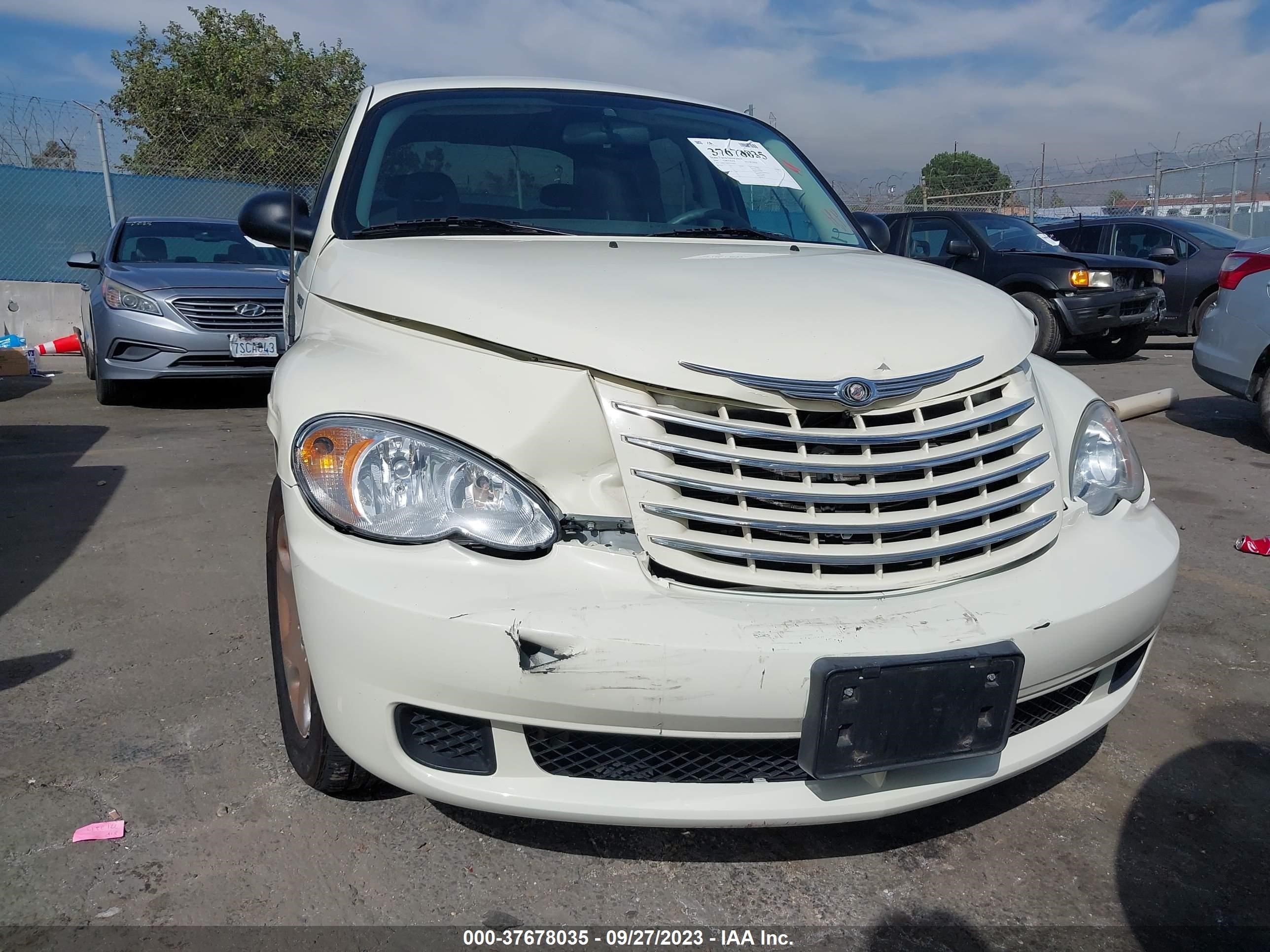 Photo 11 VIN: 3A8FY58B56T256855 - CHRYSLER PT CRUISER 