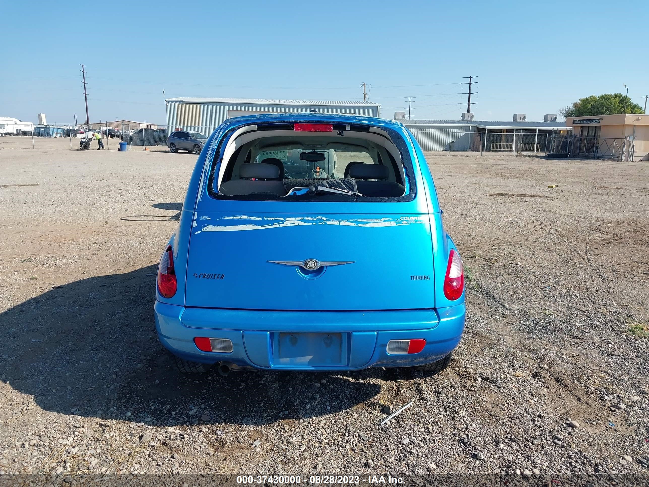 Photo 15 VIN: 3A8FY58B58T141711 - CHRYSLER PT CRUISER 