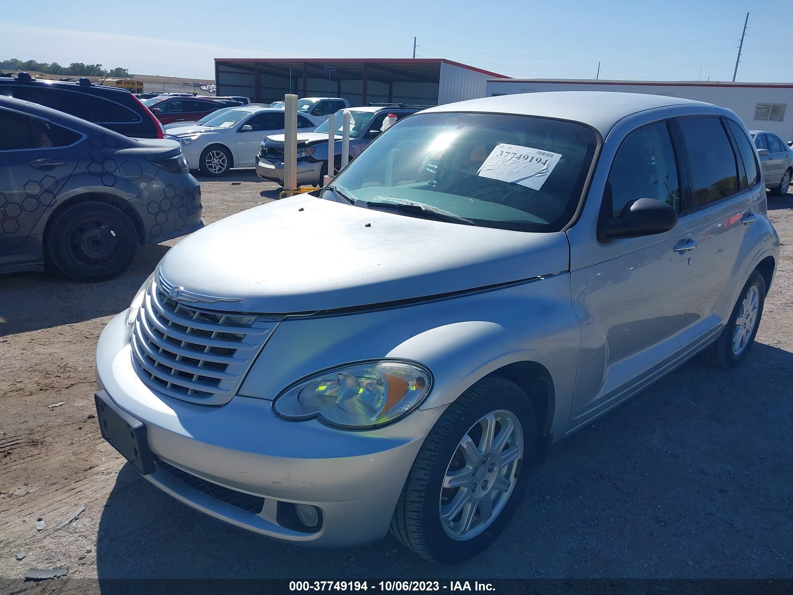 Photo 5 VIN: 3A8FY58B78T149230 - CHRYSLER PT CRUISER 