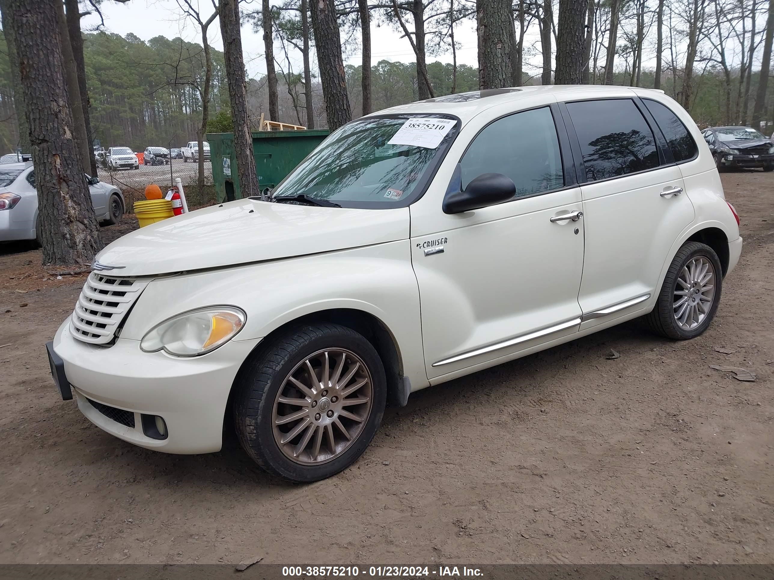 Photo 1 VIN: 3A8FY58B98T126418 - CHRYSLER PT CRUISER 