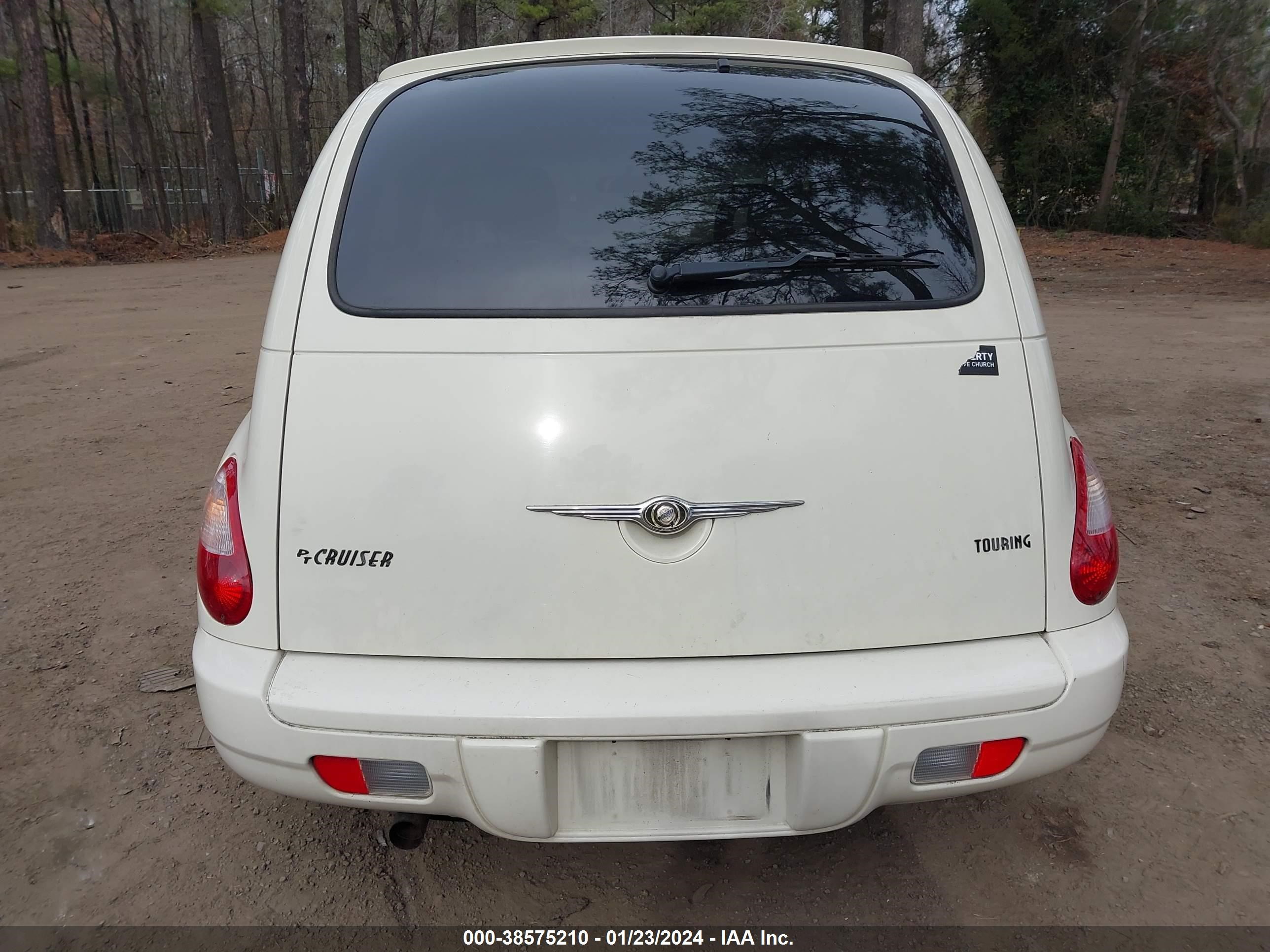 Photo 15 VIN: 3A8FY58B98T126418 - CHRYSLER PT CRUISER 