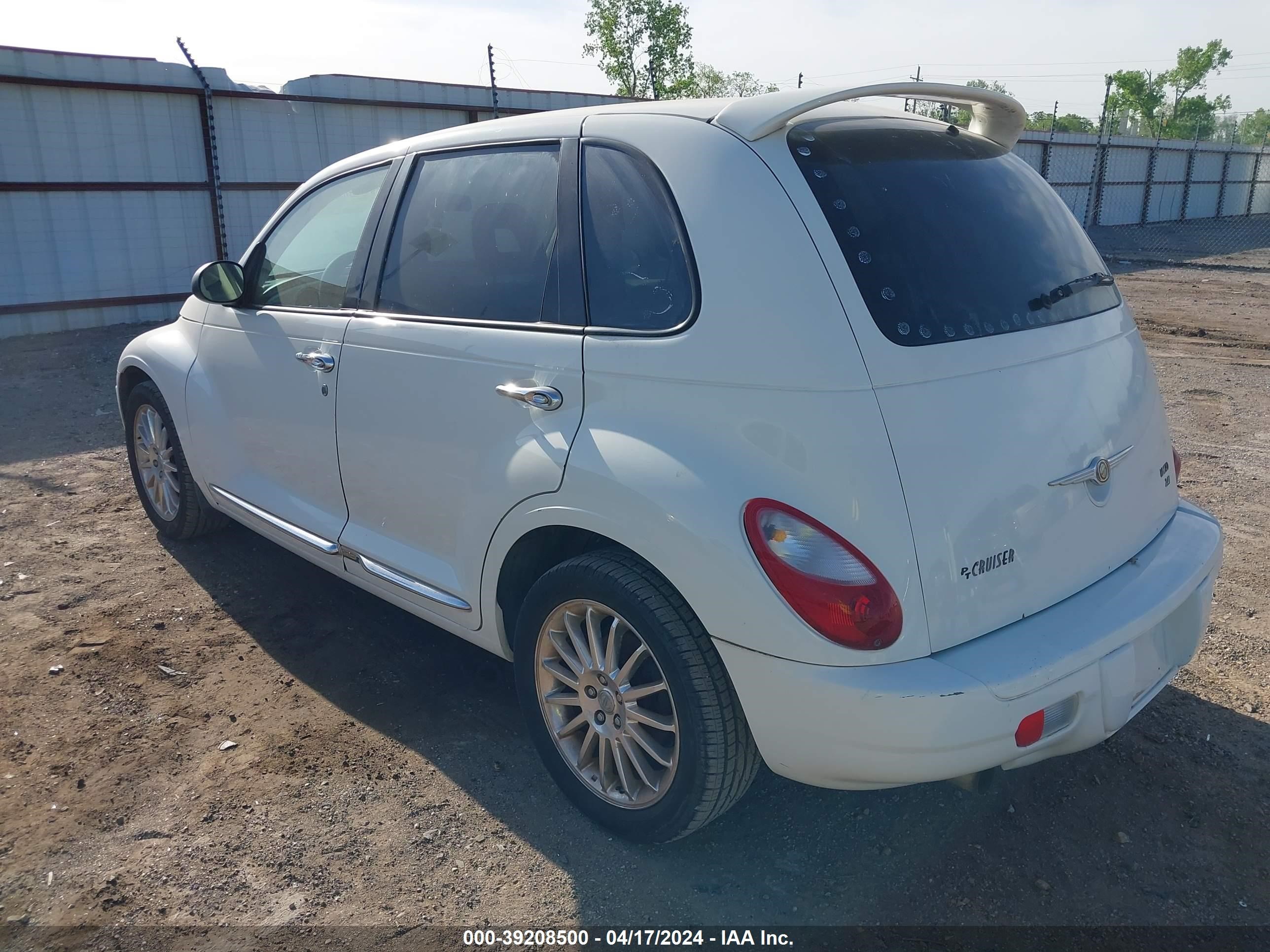 Photo 2 VIN: 3A8FY68838T247343 - CHRYSLER PT CRUISER 