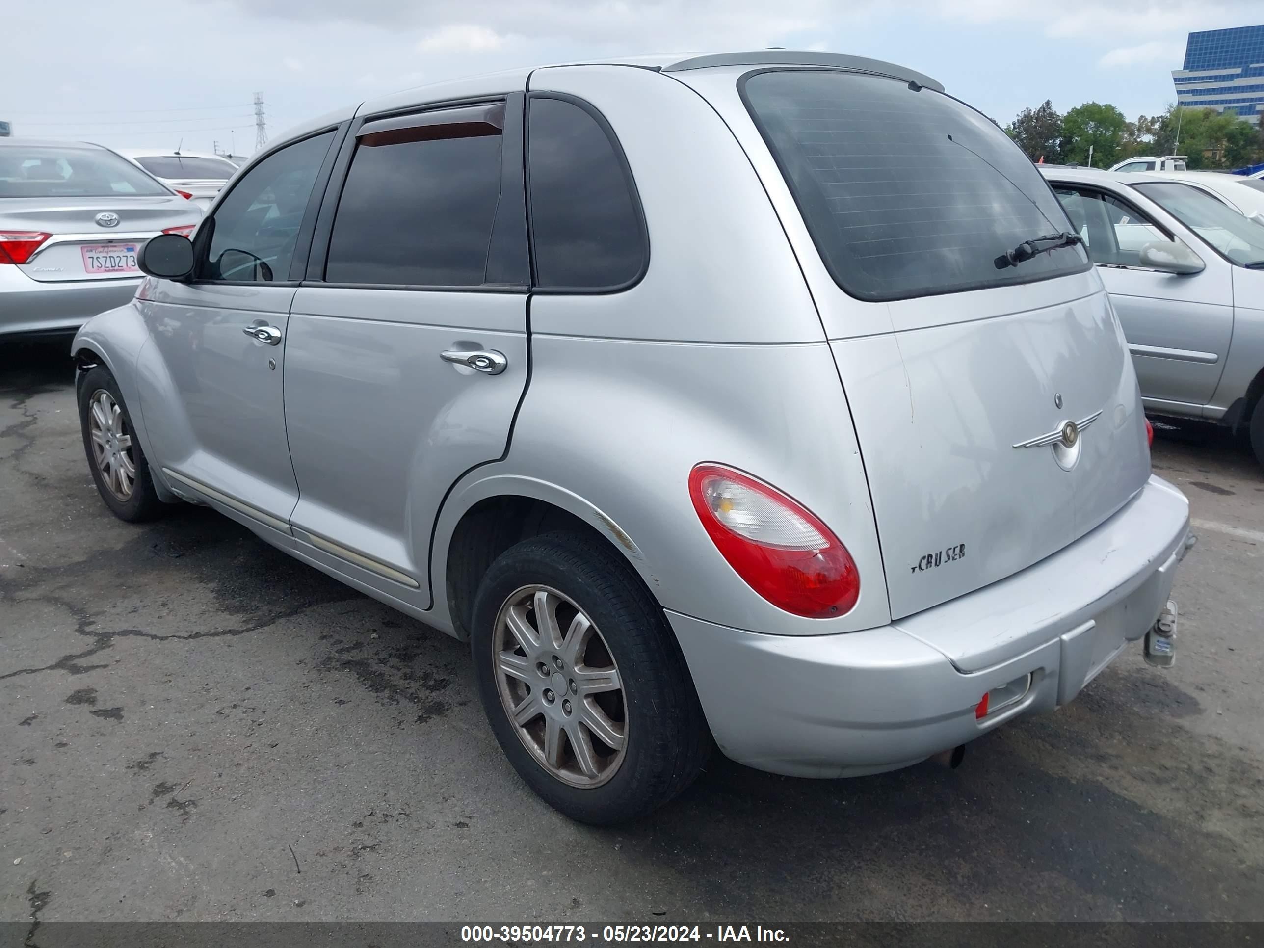 Photo 2 VIN: 3A8FY68B87T539404 - CHRYSLER PT CRUISER 