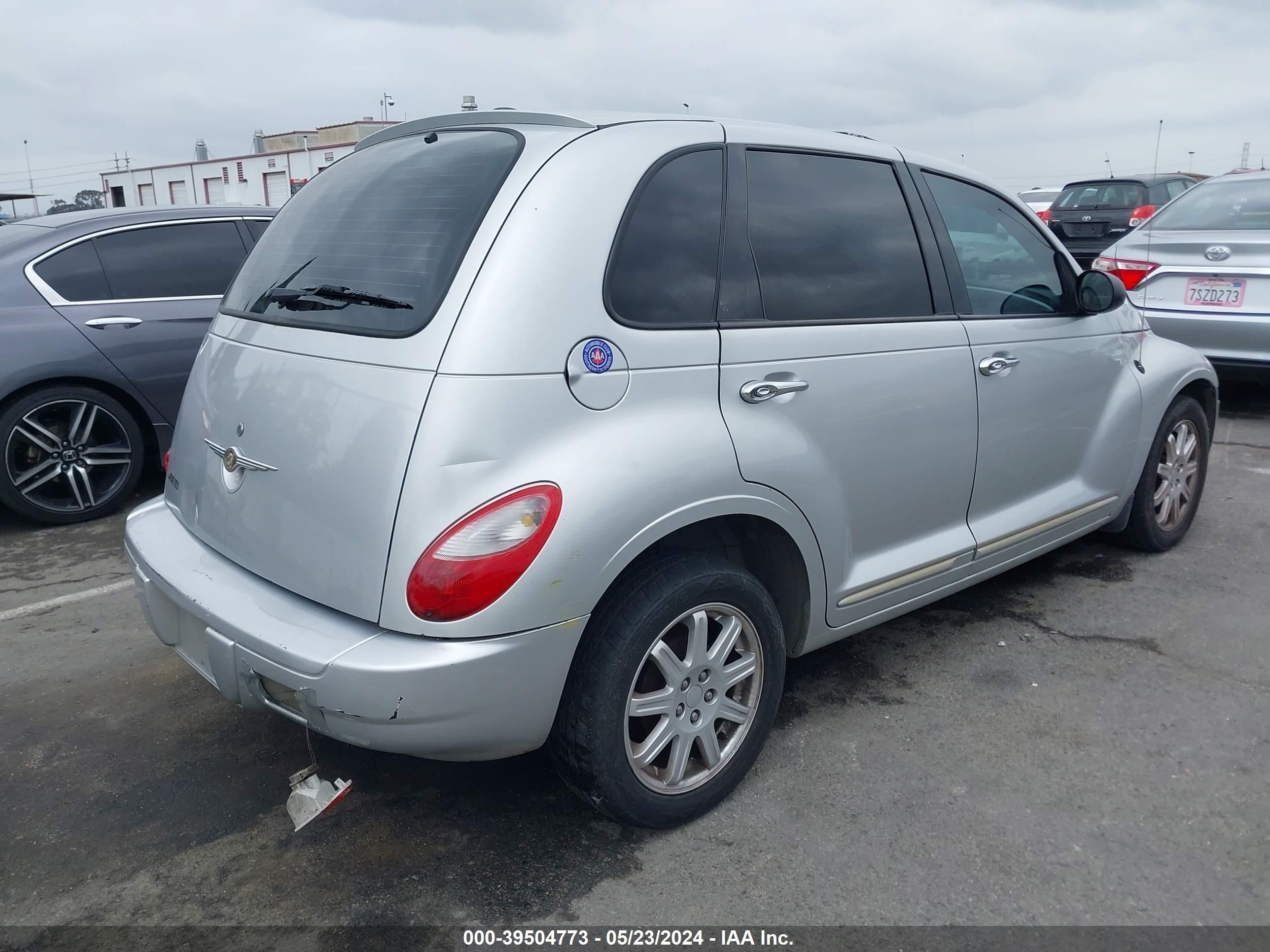 Photo 3 VIN: 3A8FY68B87T539404 - CHRYSLER PT CRUISER 