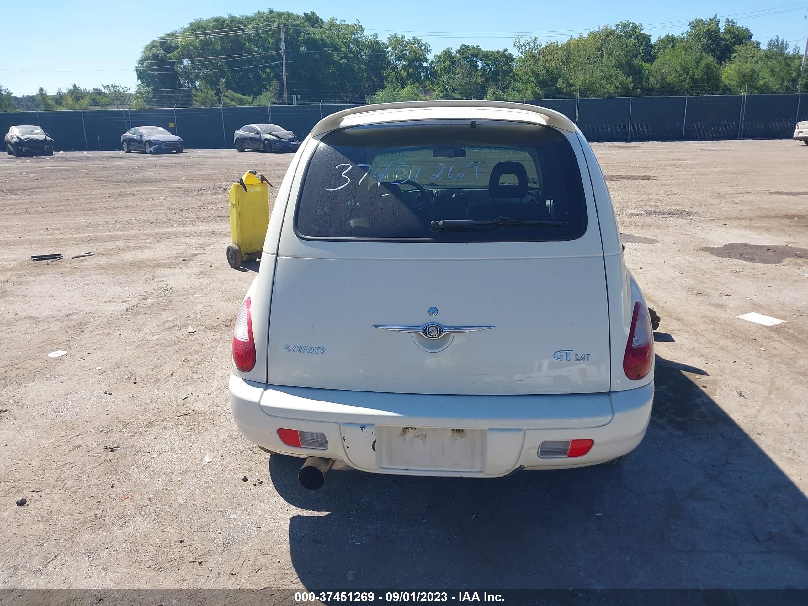 Photo 16 VIN: 3A8FY78G67T602758 - CHRYSLER PT CRUISER 