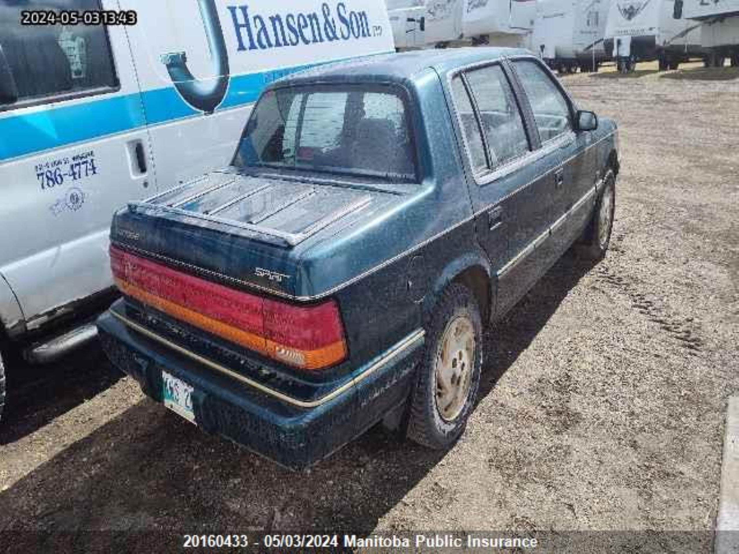 Photo 2 VIN: 3B3XA4636ST561296 - DODGE SPIRIT 