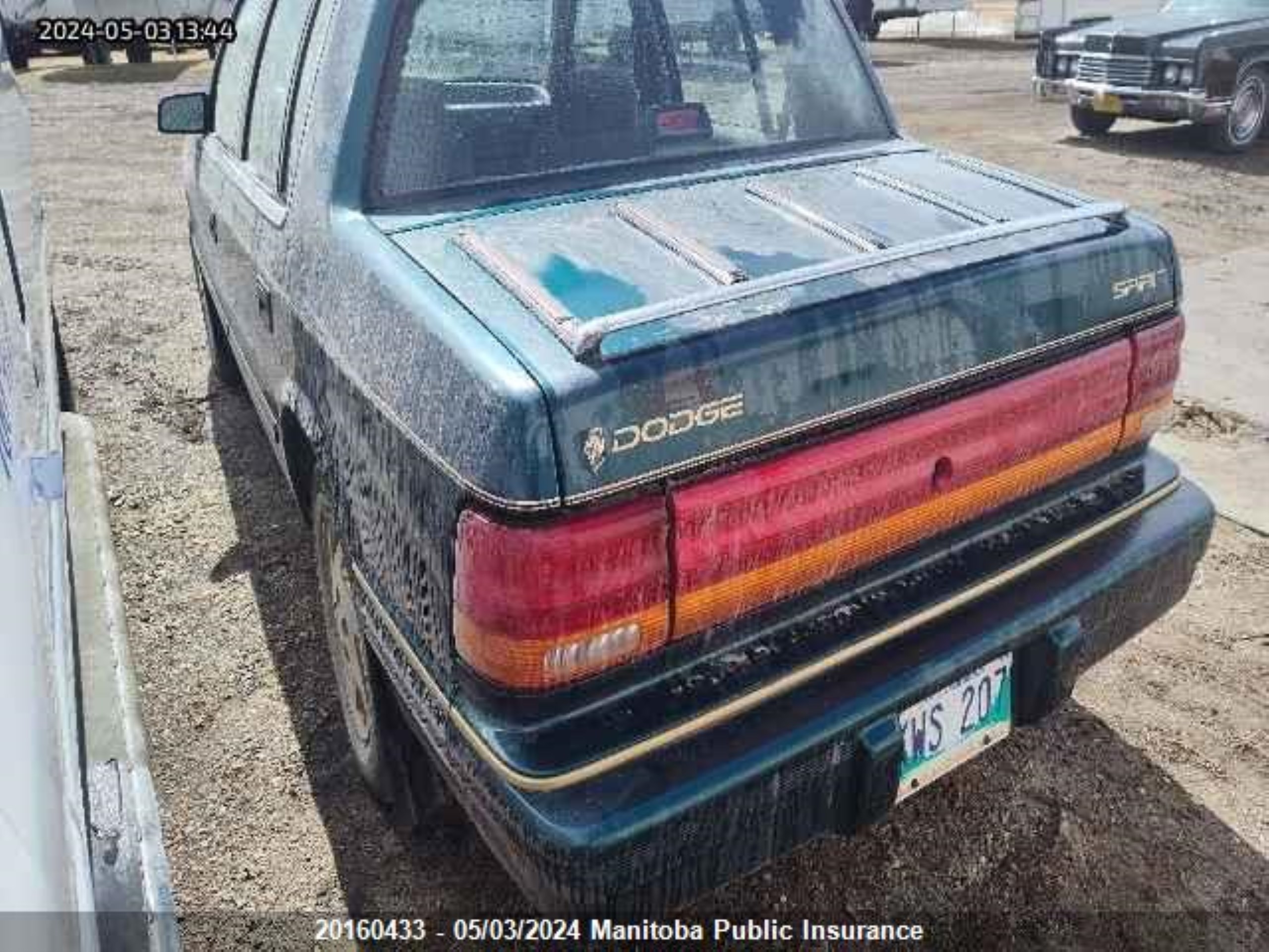 Photo 3 VIN: 3B3XA4636ST561296 - DODGE SPIRIT 