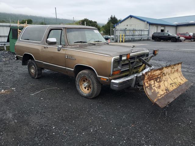 Photo 3 VIN: 3B4GM17Y3KM952380 - DODGE RAMCHARGER 