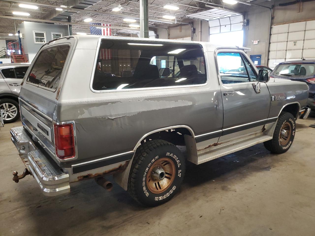 Photo 2 VIN: 3B4GM17Z0LM056676 - DODGE RAMCHARGER 