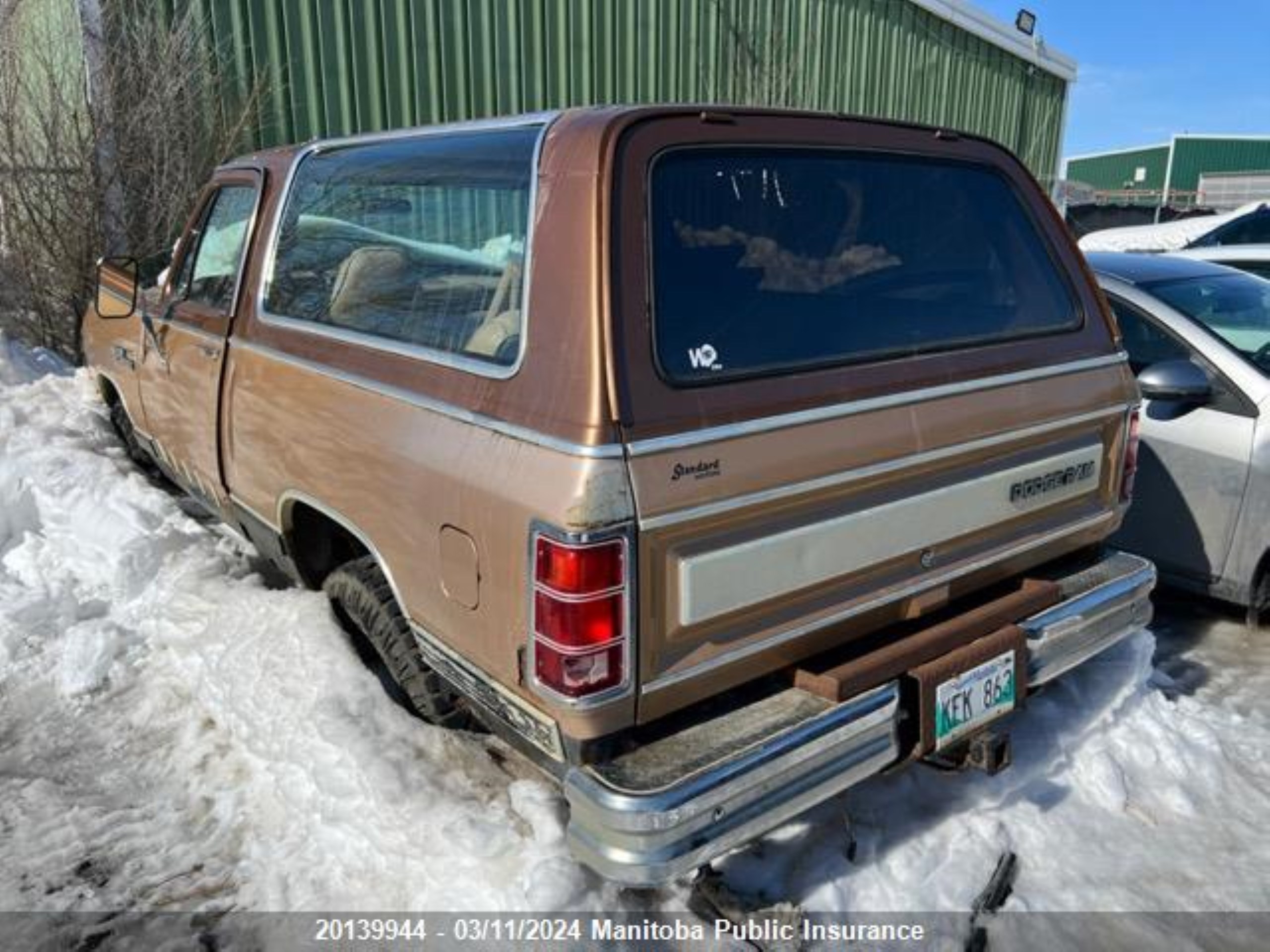 Photo 2 VIN: 3B4GW12T2HM721565 - DODGE RAMCHARGER 