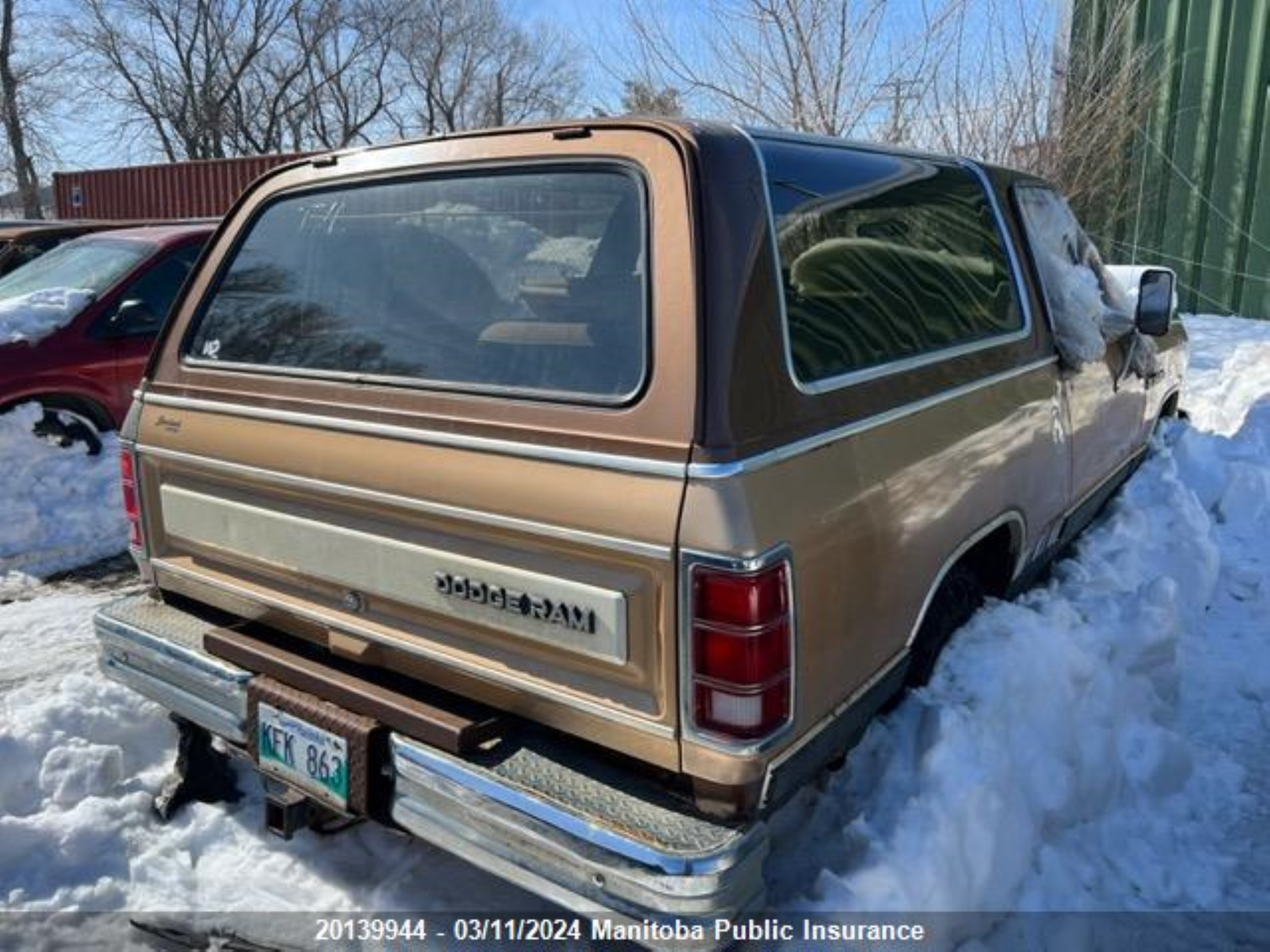 Photo 3 VIN: 3B4GW12T2HM721565 - DODGE RAMCHARGER 