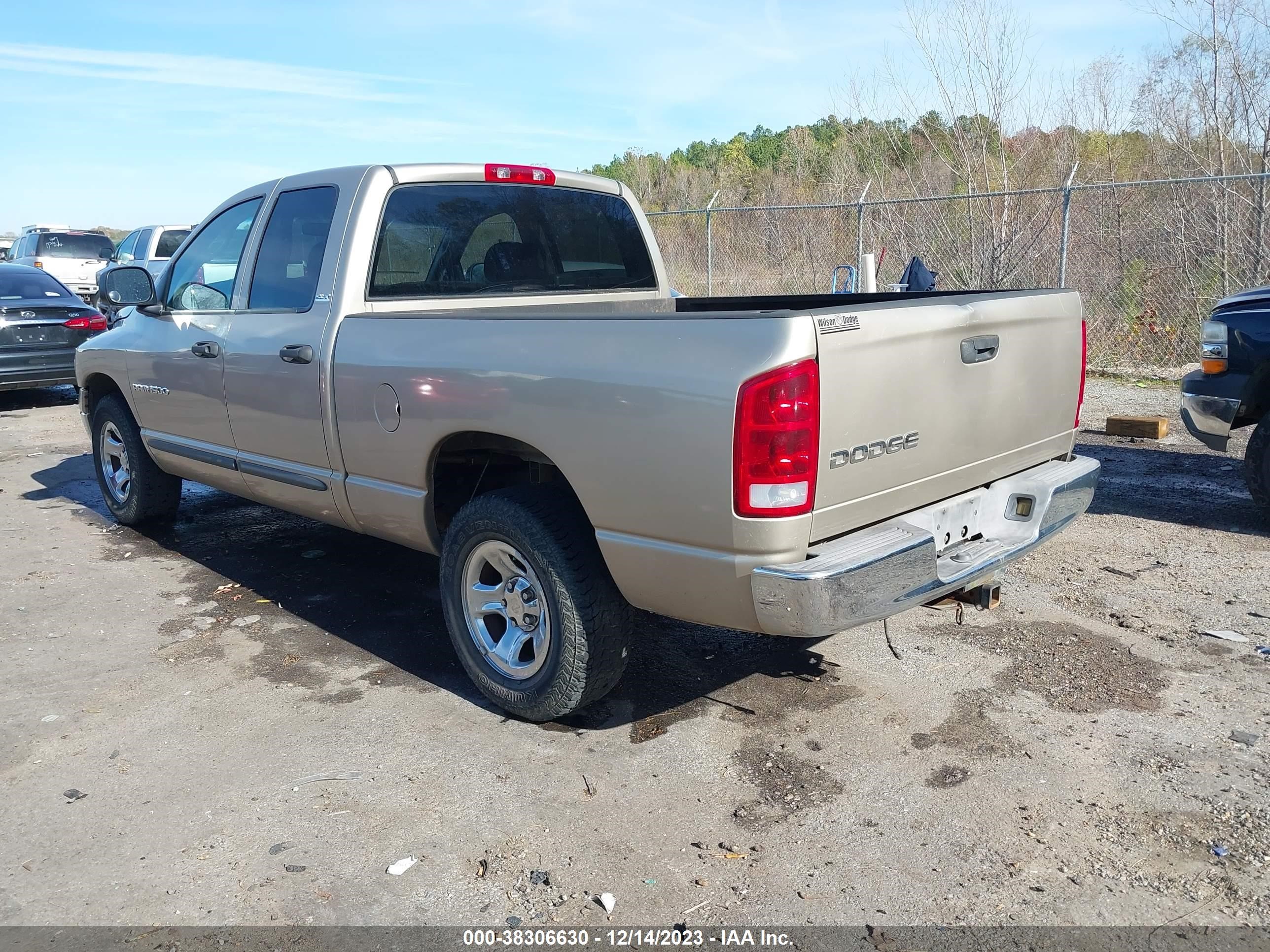 Photo 2 VIN: 3B7HA18N52G103922 - DODGE RAM 