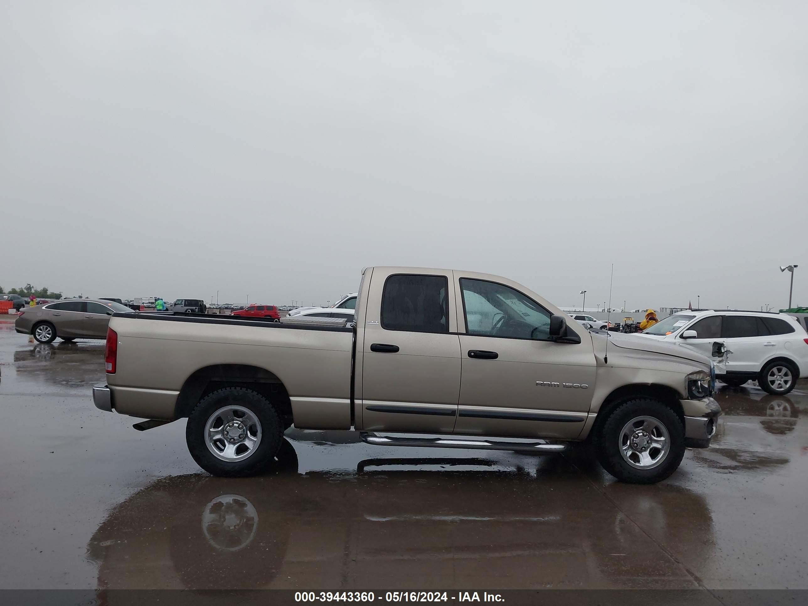 Photo 12 VIN: 3B7HA18N92G103891 - DODGE RAM 