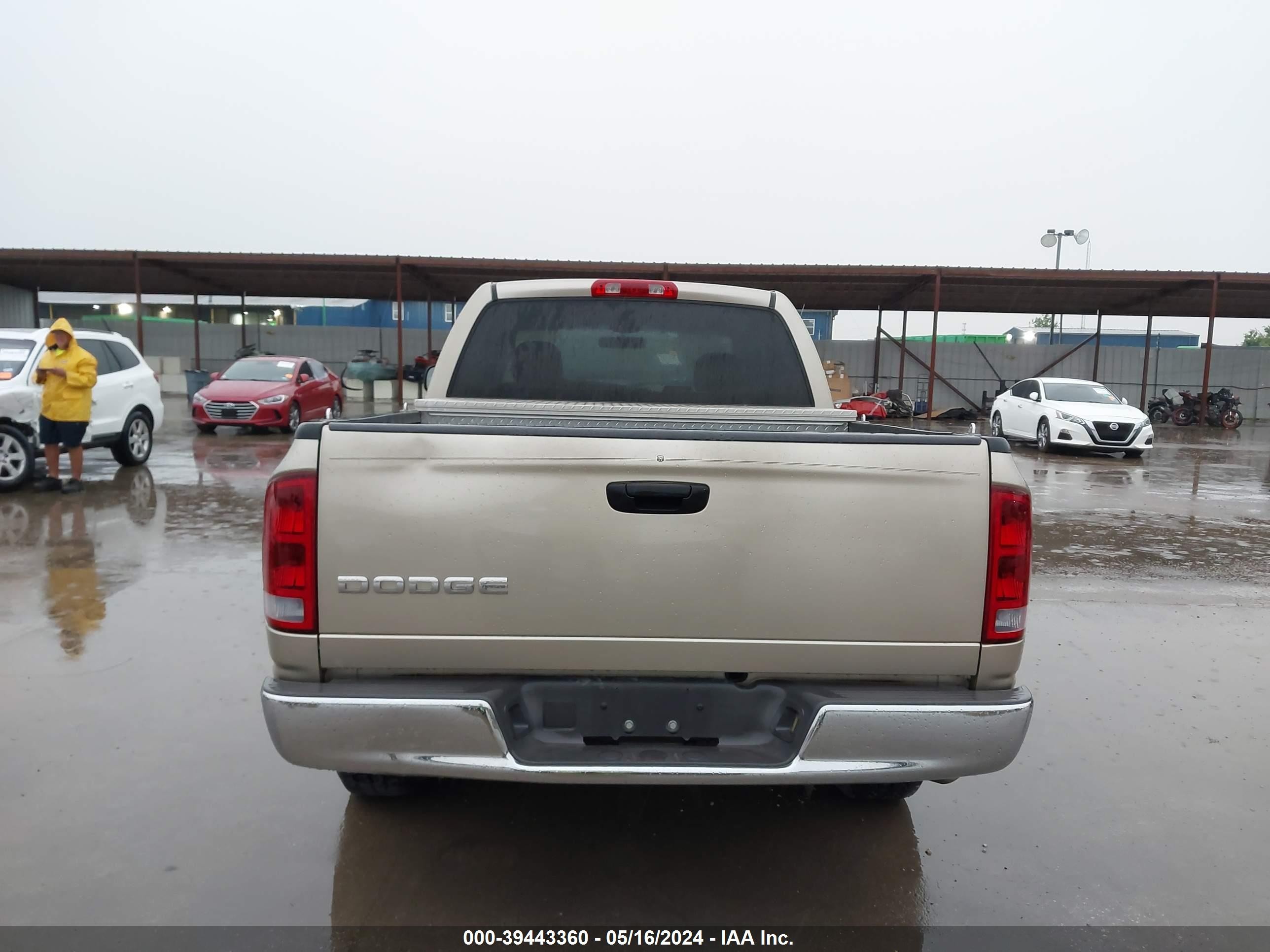 Photo 15 VIN: 3B7HA18N92G103891 - DODGE RAM 