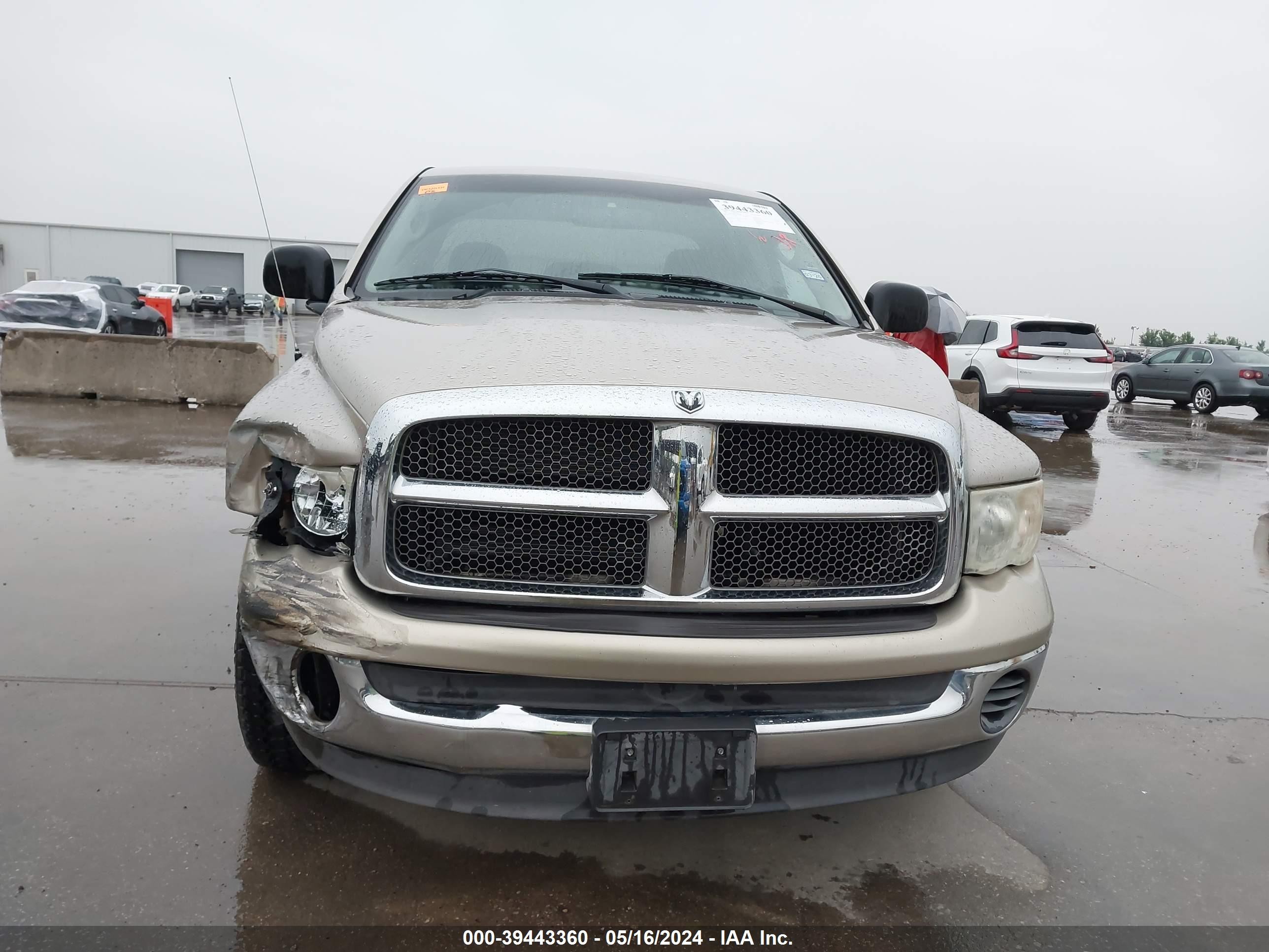 Photo 17 VIN: 3B7HA18N92G103891 - DODGE RAM 