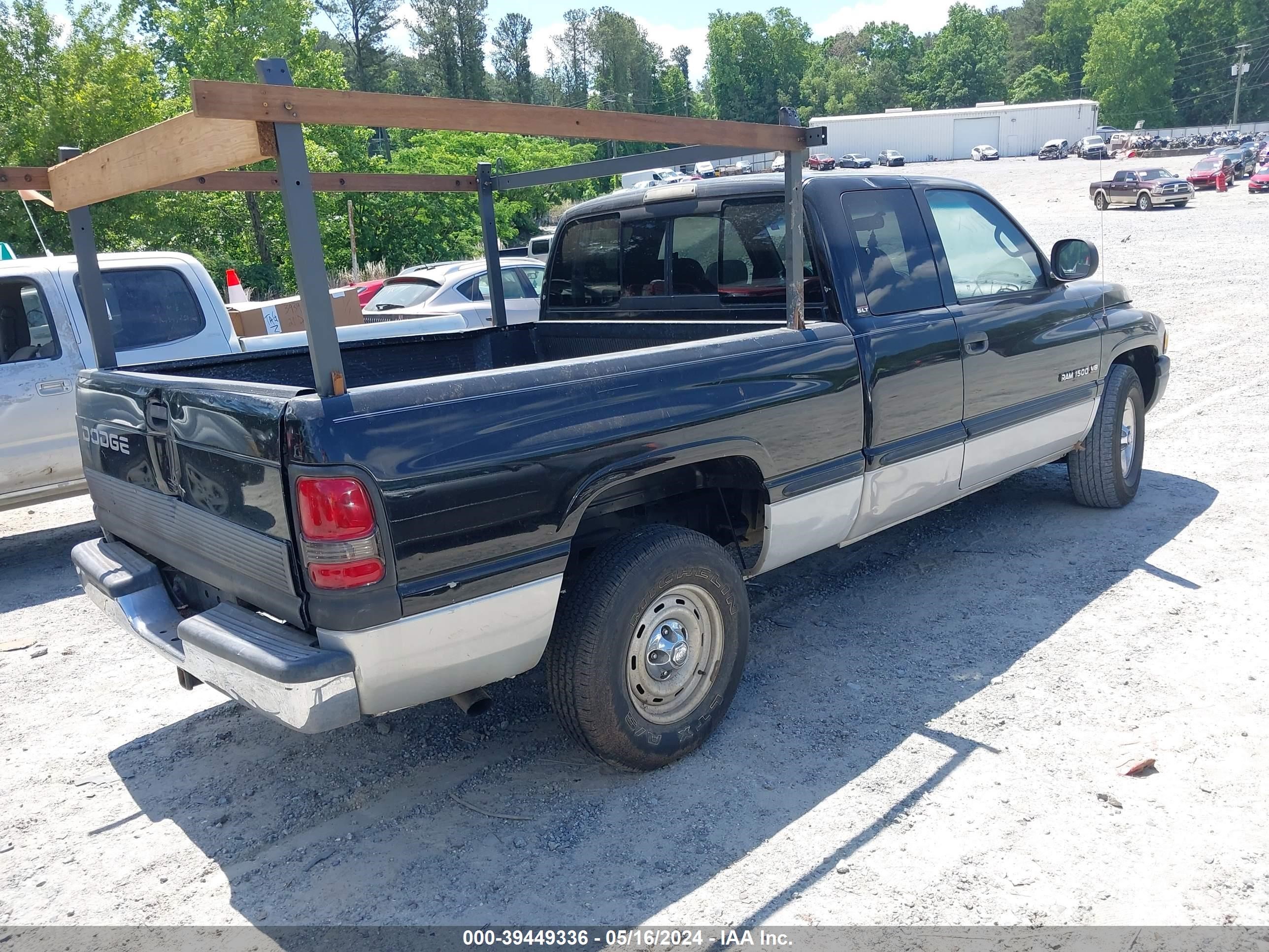 Photo 3 VIN: 3B7HC12Z7WG102430 - DODGE RAM 