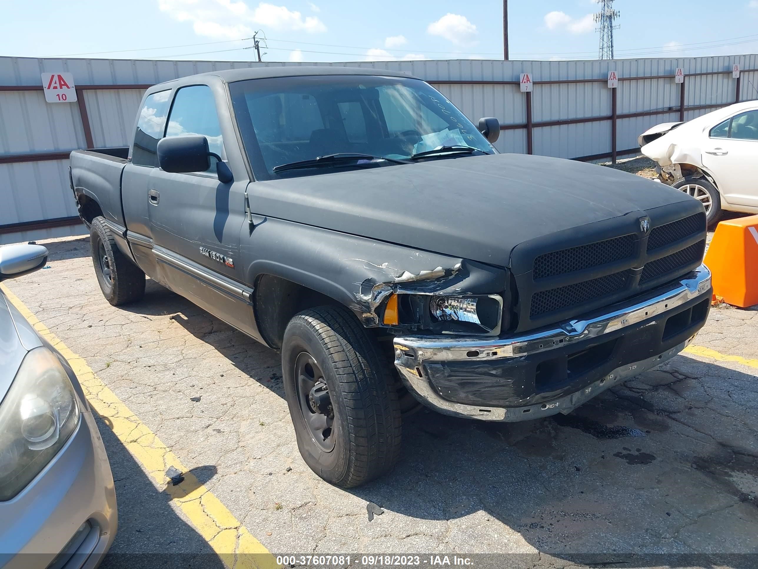 Photo 0 VIN: 3B7HC13Y0TM156056 - DODGE RAM 