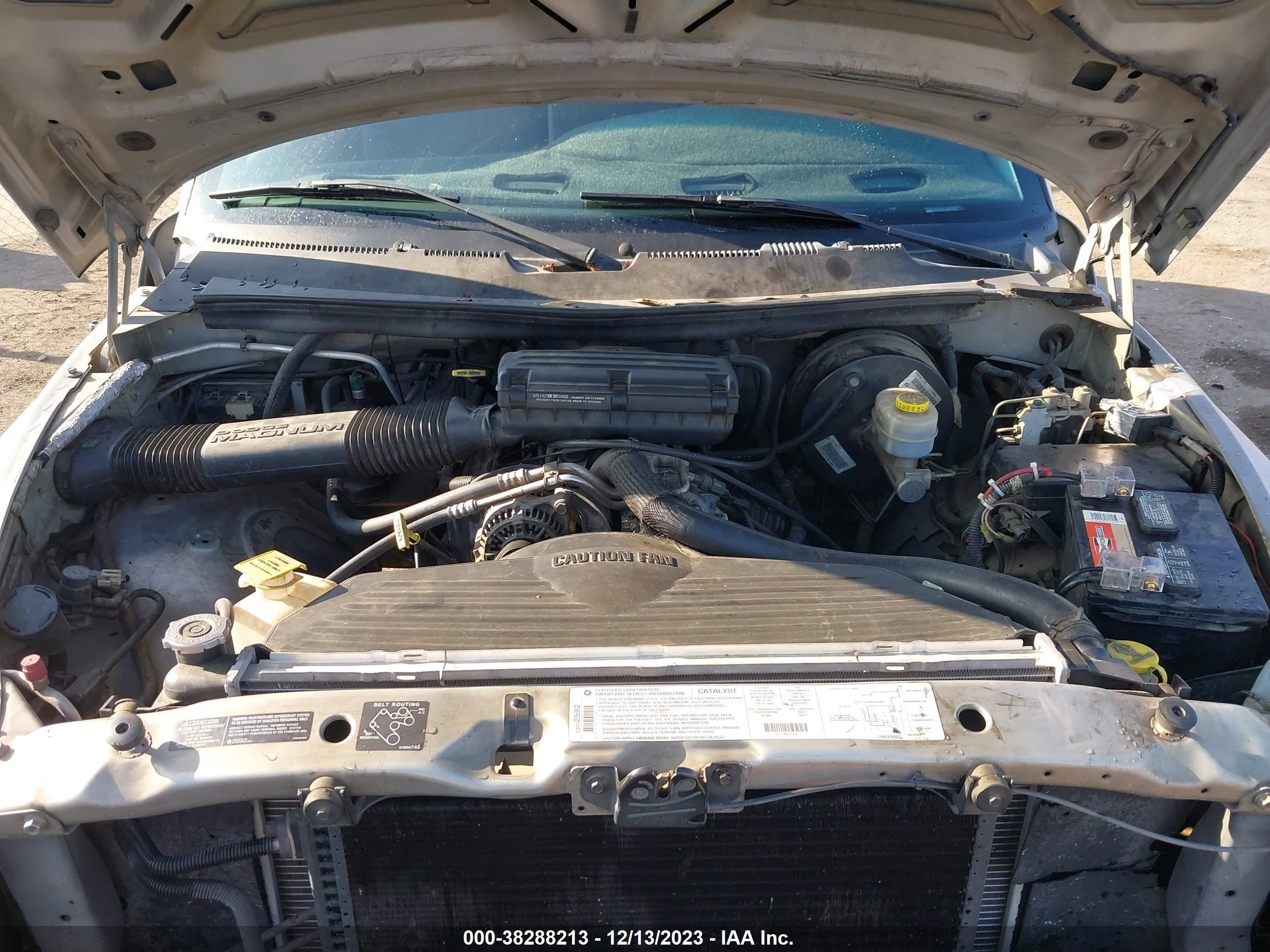 Photo 9 VIN: 3B7HC13Y1VG718631 - DODGE RAM 