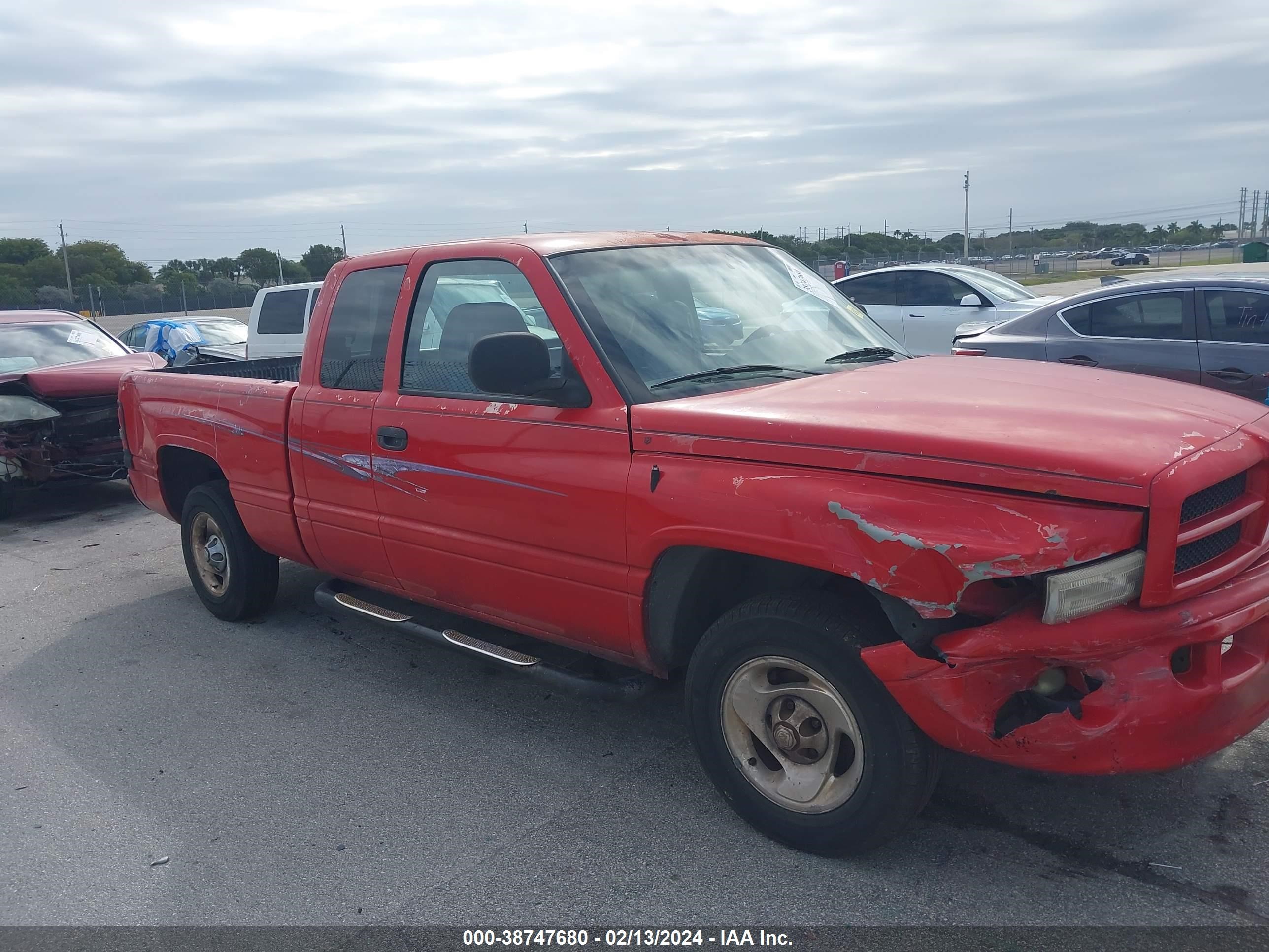 Photo 11 VIN: 3B7HC13Y1XG186459 - DODGE RAM 