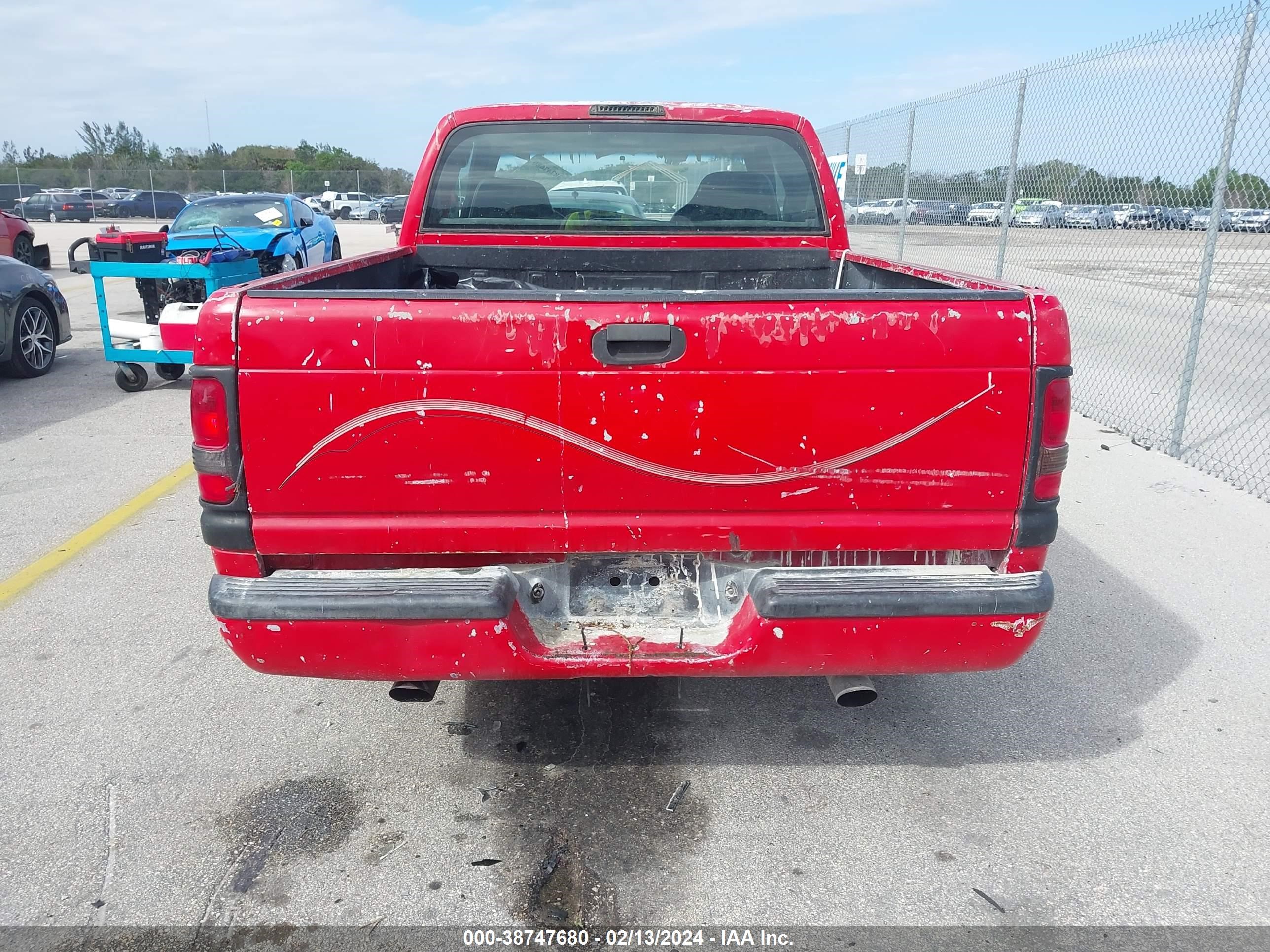 Photo 14 VIN: 3B7HC13Y1XG186459 - DODGE RAM 