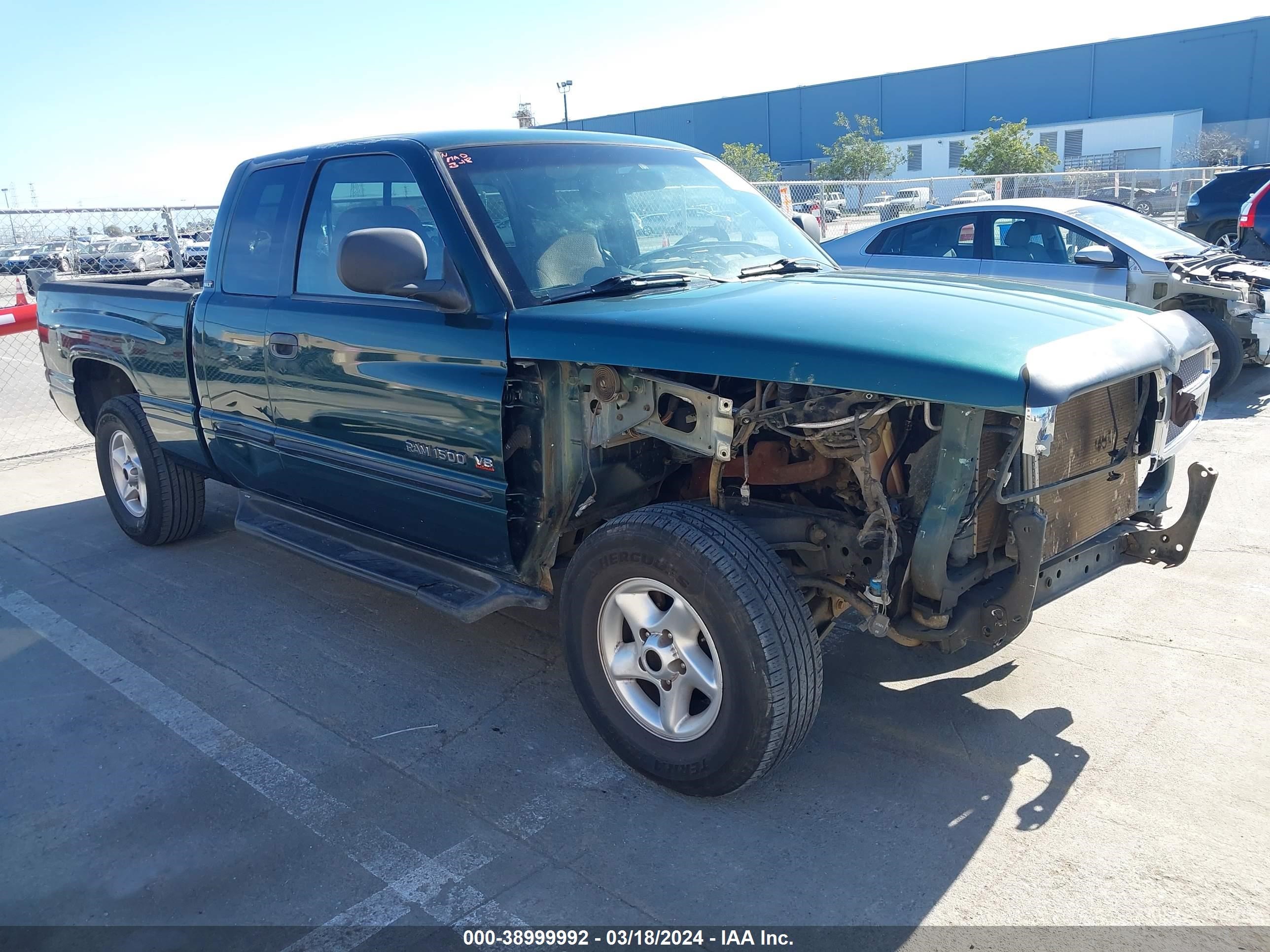 Photo 0 VIN: 3B7HC13Y21M554186 - DODGE RAM 