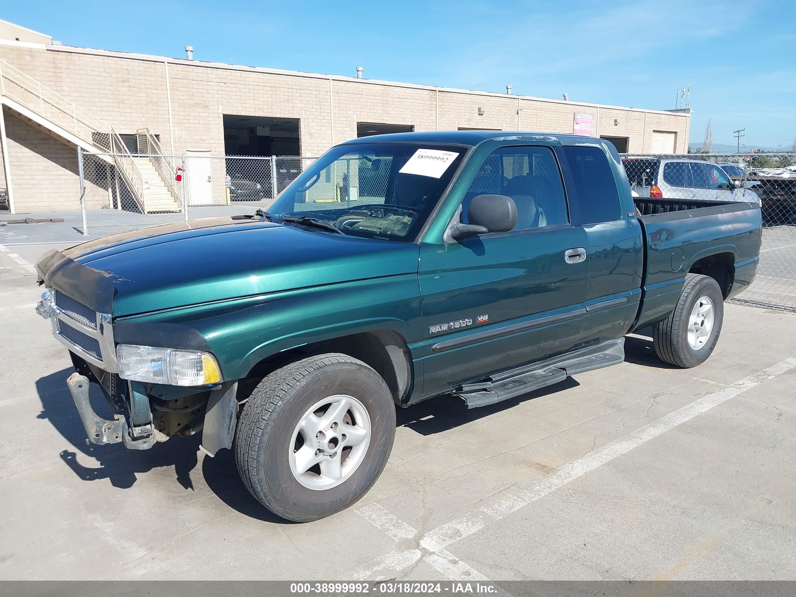 Photo 1 VIN: 3B7HC13Y21M554186 - DODGE RAM 