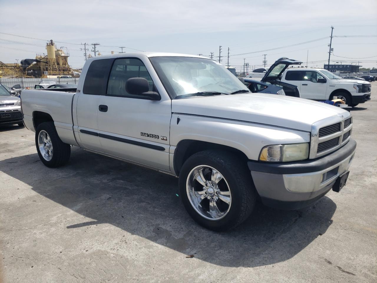 Photo 3 VIN: 3B7HC13Y31G777612 - DODGE RAM 