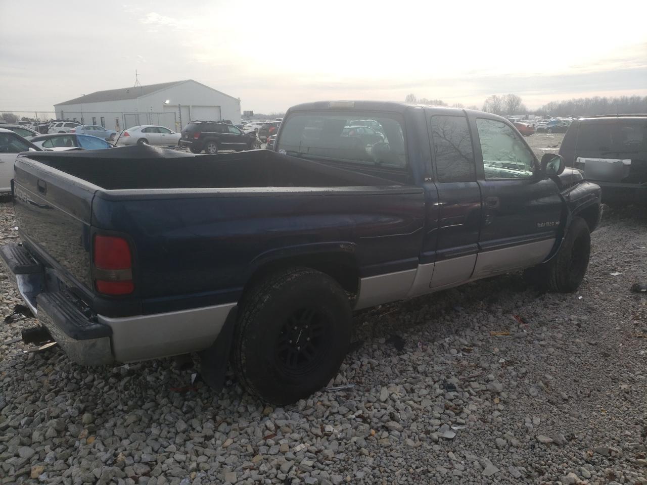 Photo 2 VIN: 3B7HC13Y31M554097 - DODGE RAM 