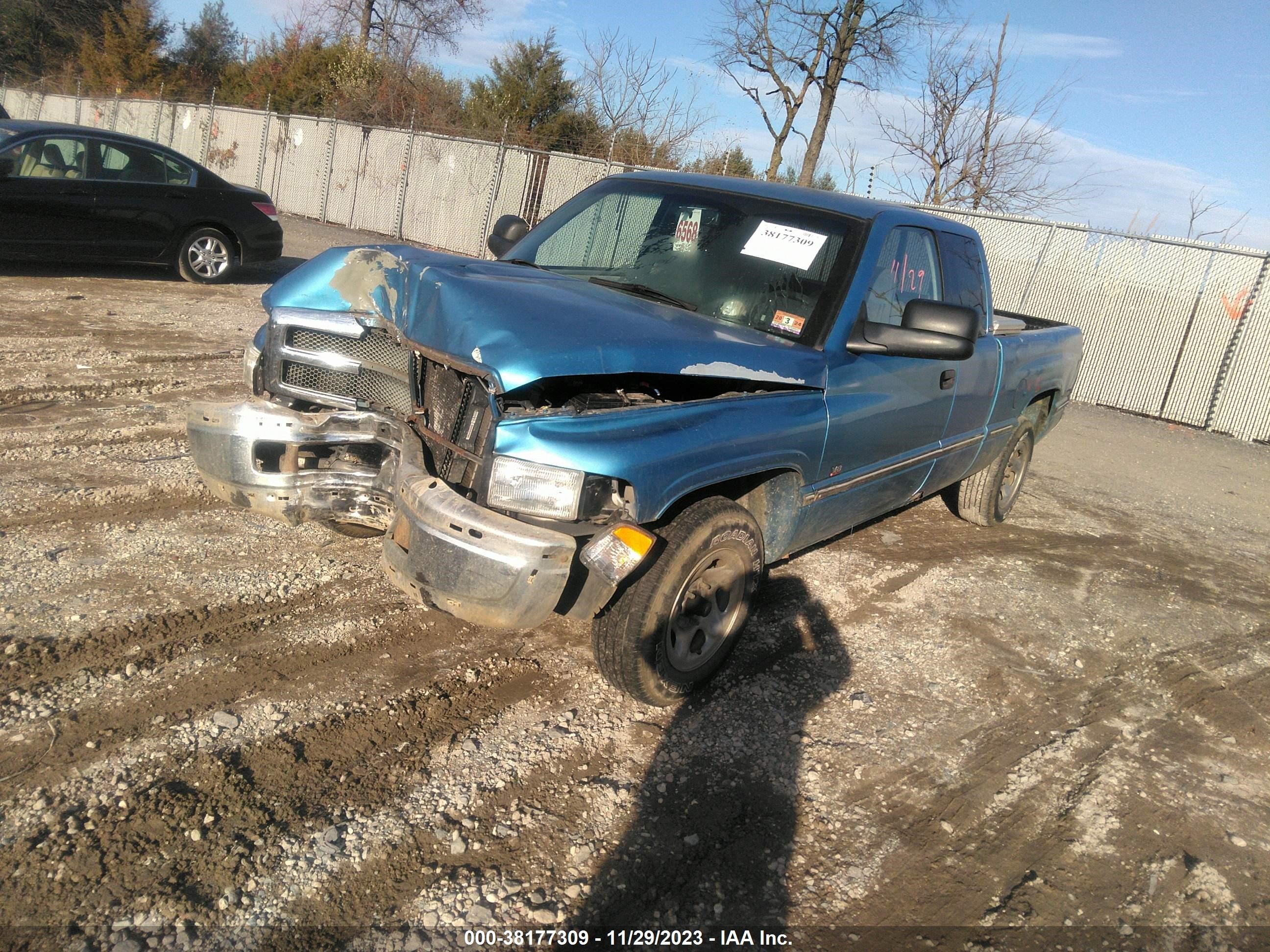 Photo 1 VIN: 3B7HC13Y5VG837590 - DODGE RAM 