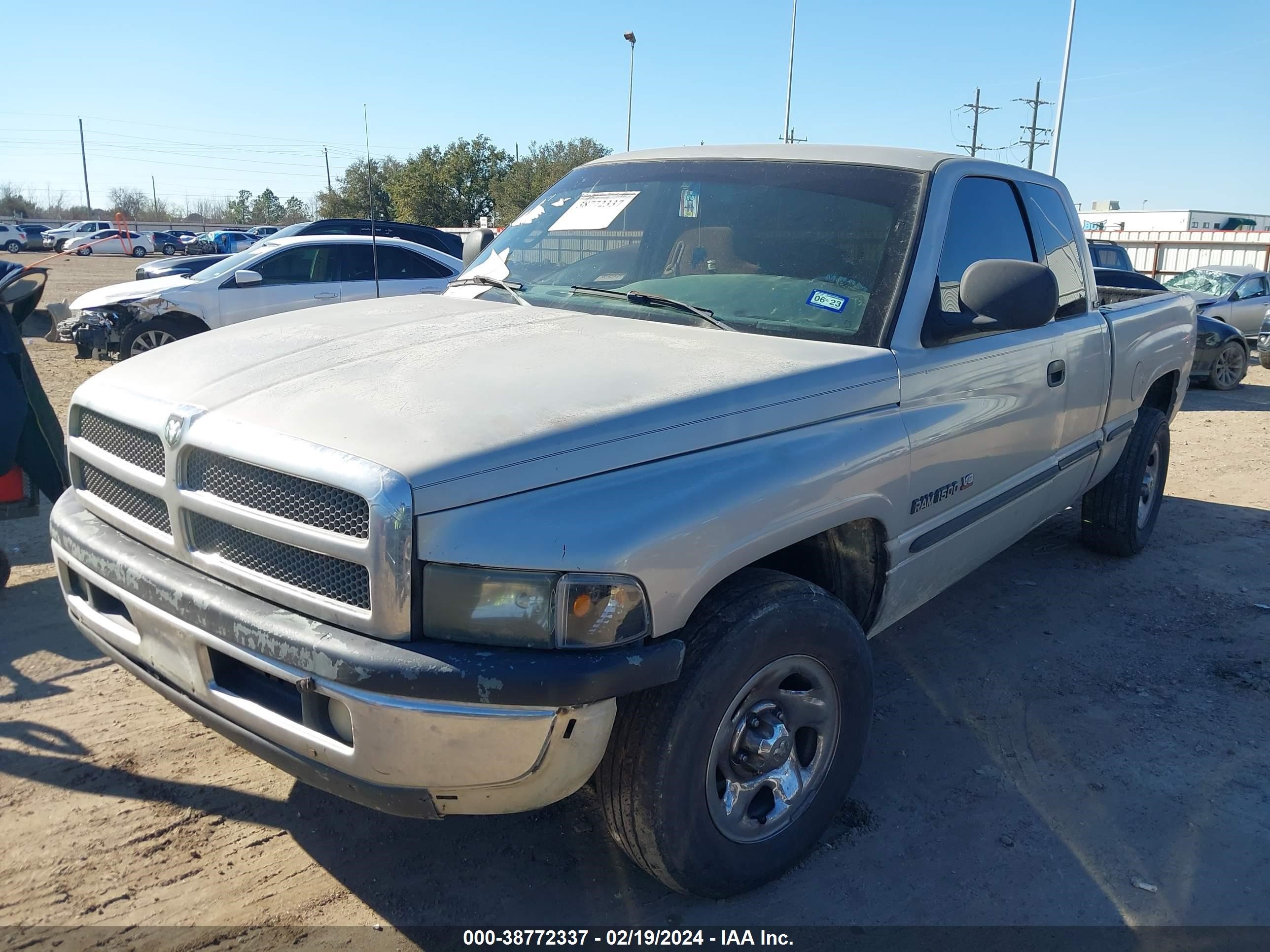 Photo 1 VIN: 3B7HC13Y5WG155679 - DODGE RAM 