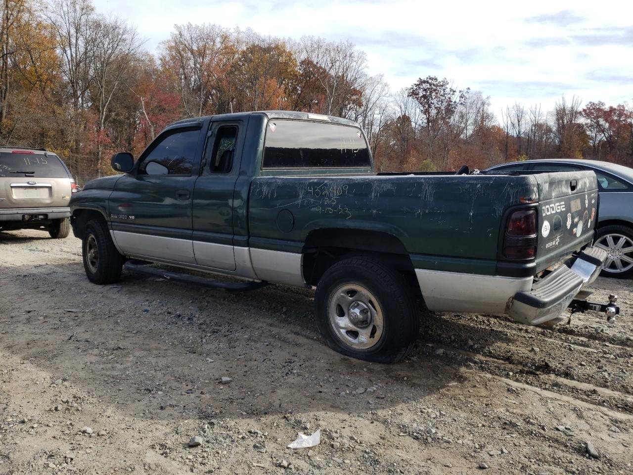 Photo 1 VIN: 3B7HC13Y61M510451 - DODGE RAM 