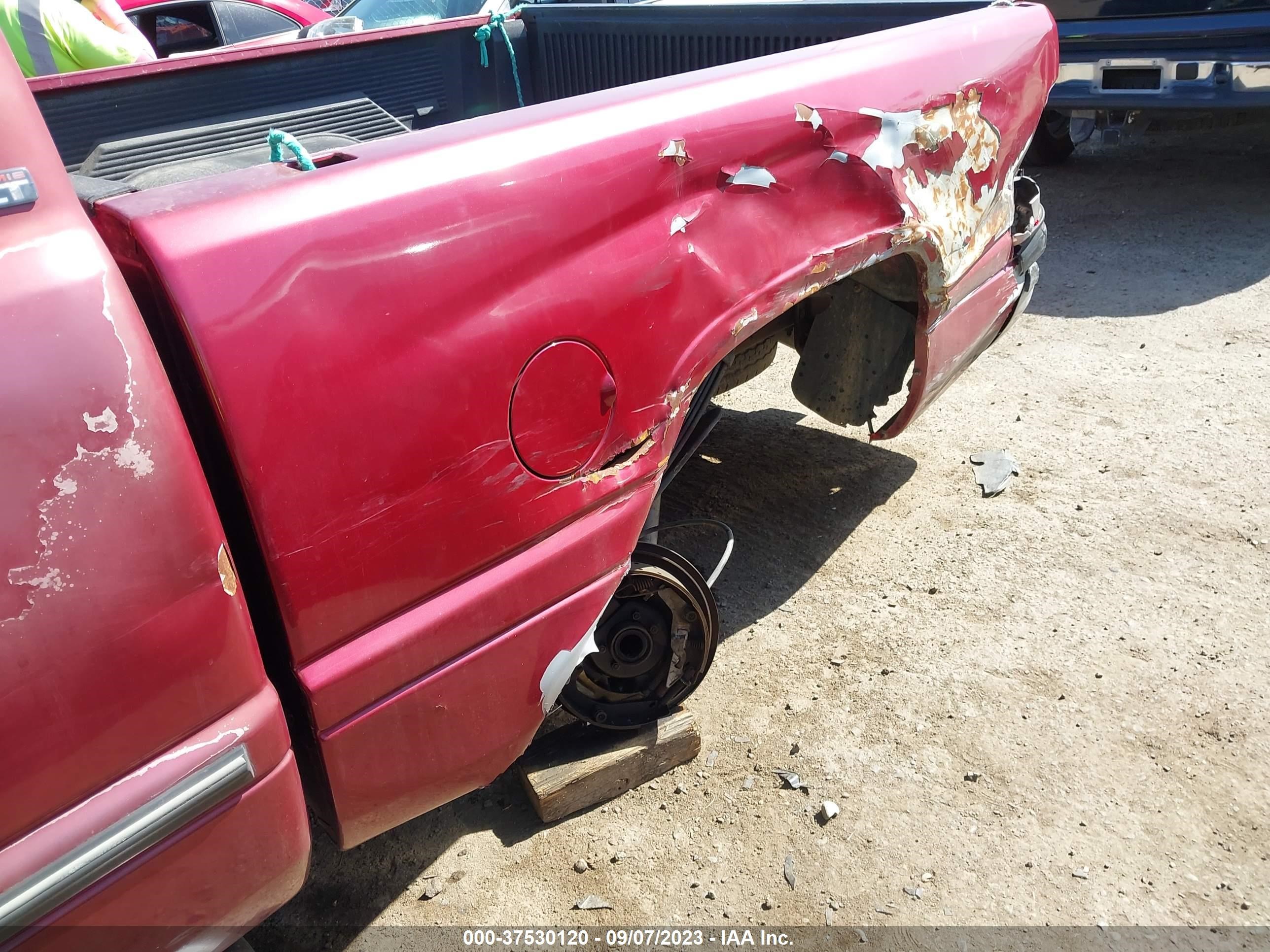 Photo 5 VIN: 3B7HC13Y7VG737832 - DODGE RAM 