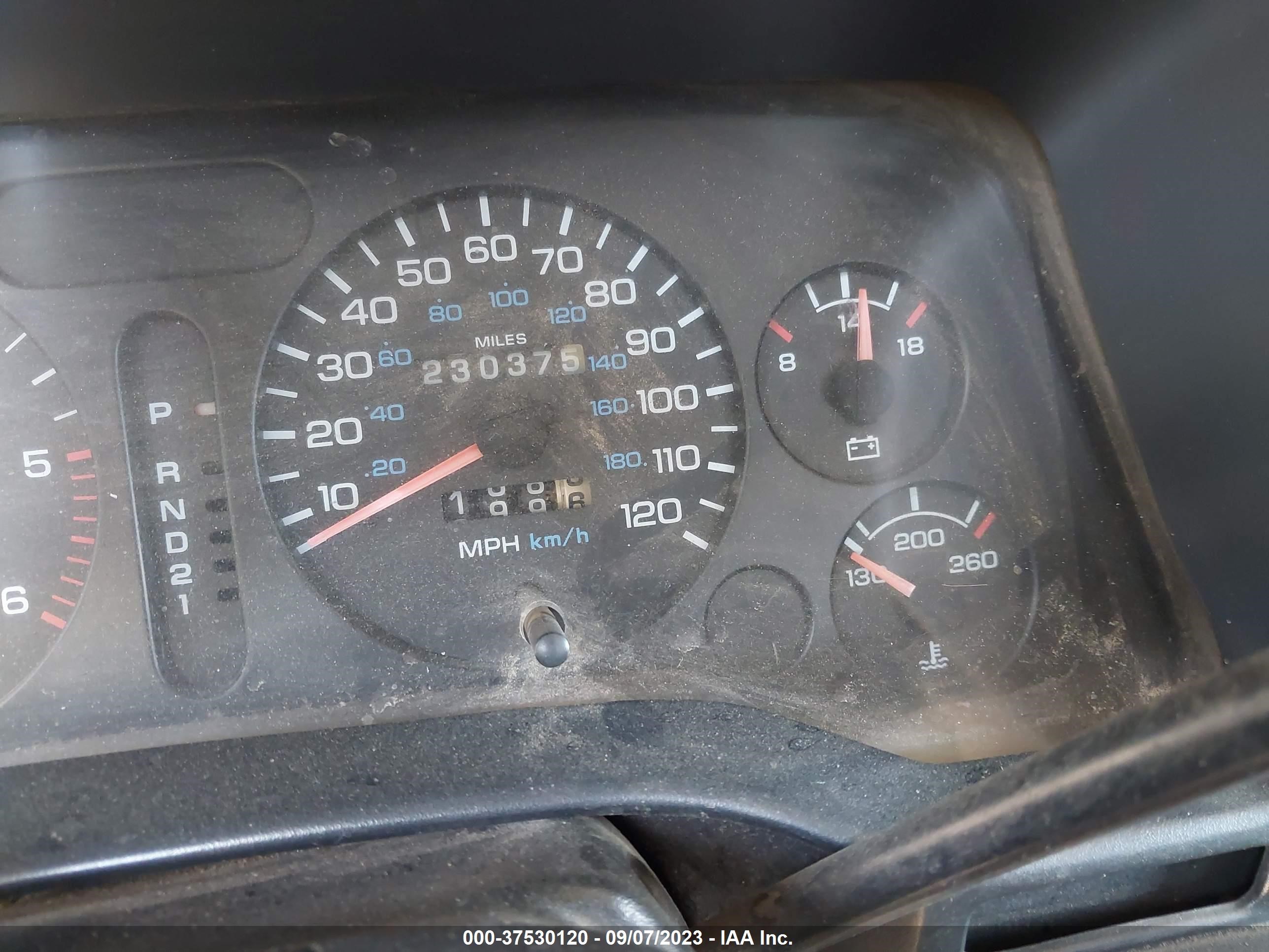 Photo 6 VIN: 3B7HC13Y7VG737832 - DODGE RAM 