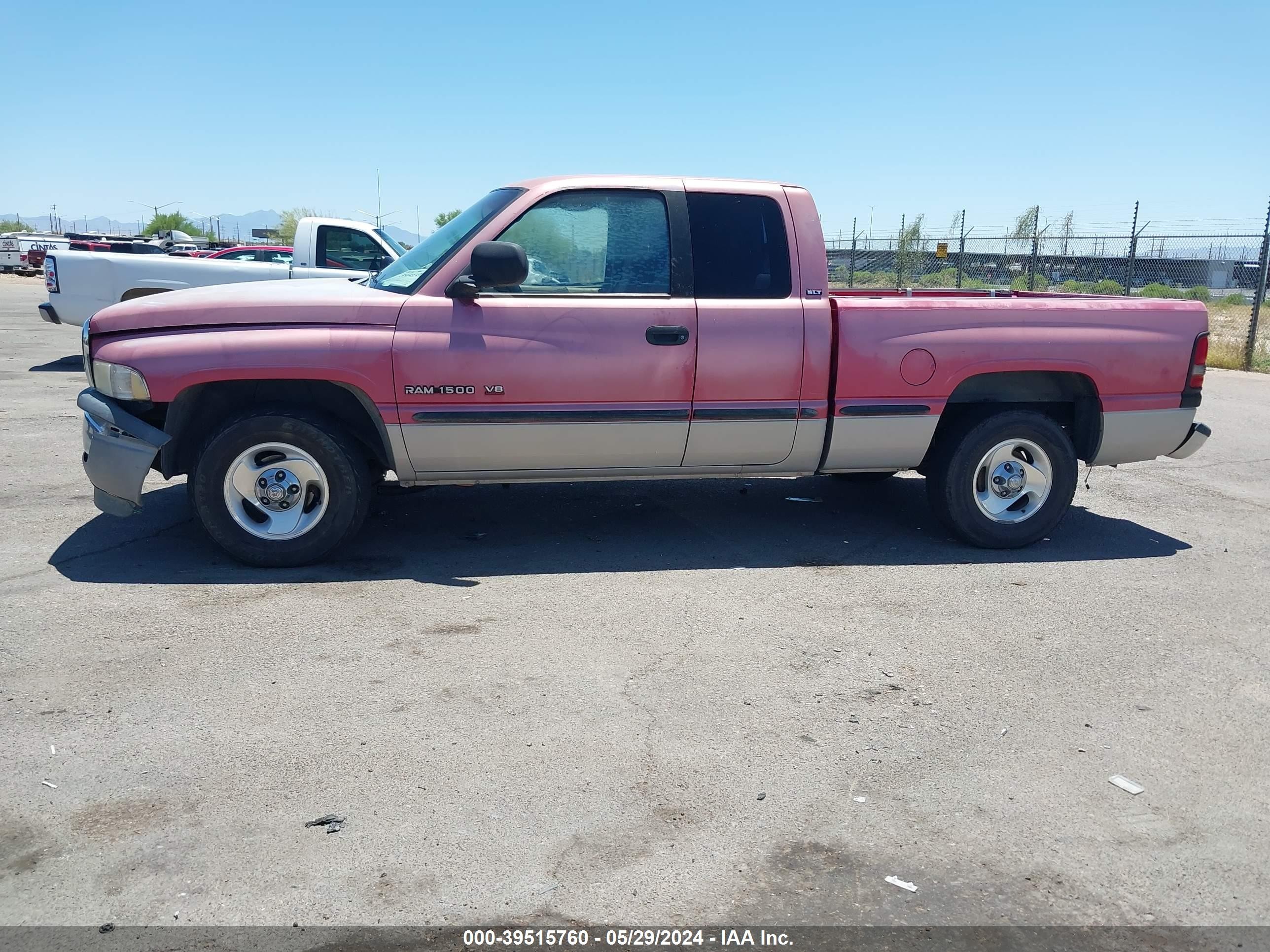 Photo 13 VIN: 3B7HC13Y8XM538566 - DODGE RAM 