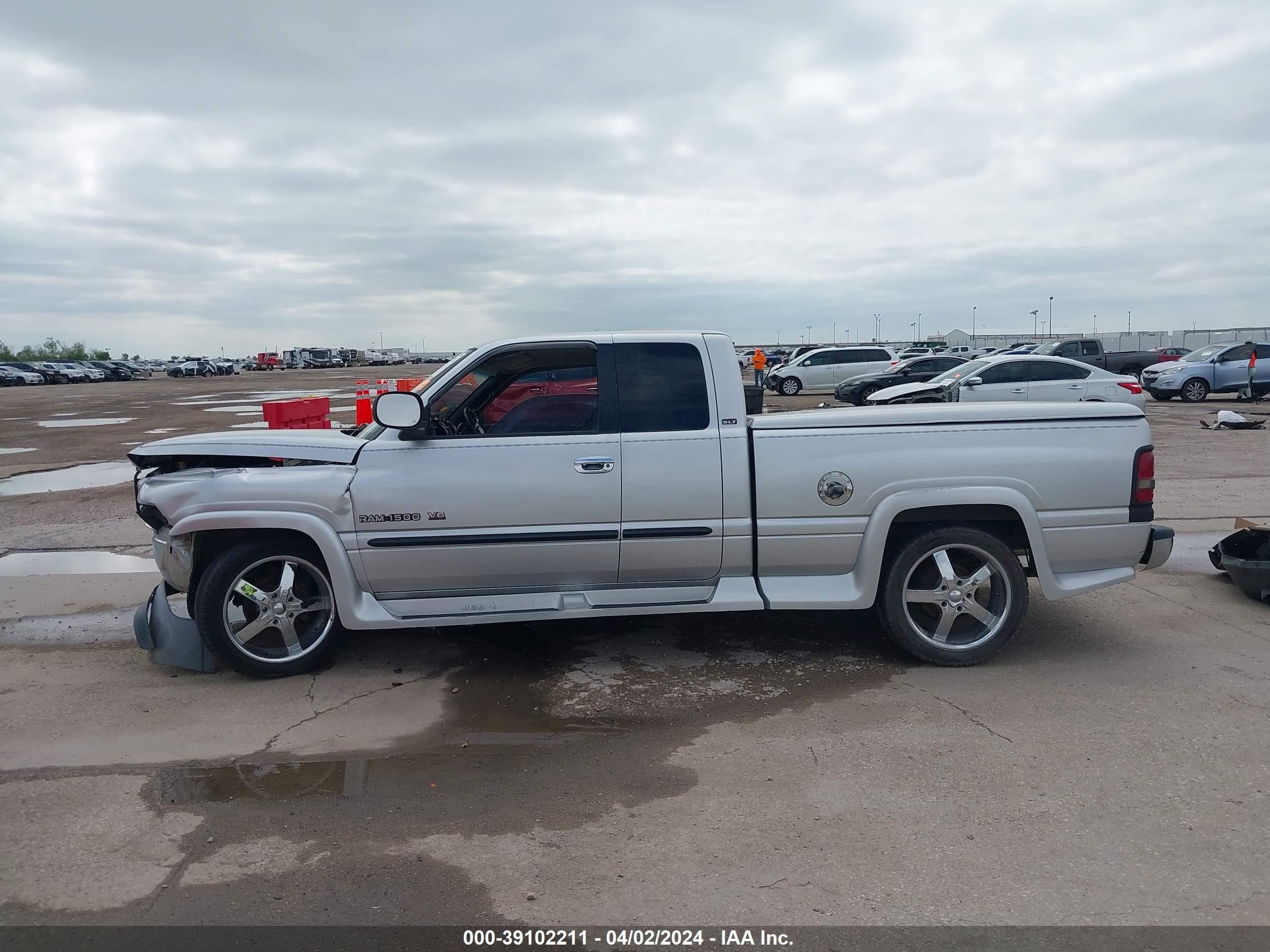 Photo 13 VIN: 3B7HC13Y91G793474 - DODGE RAM 