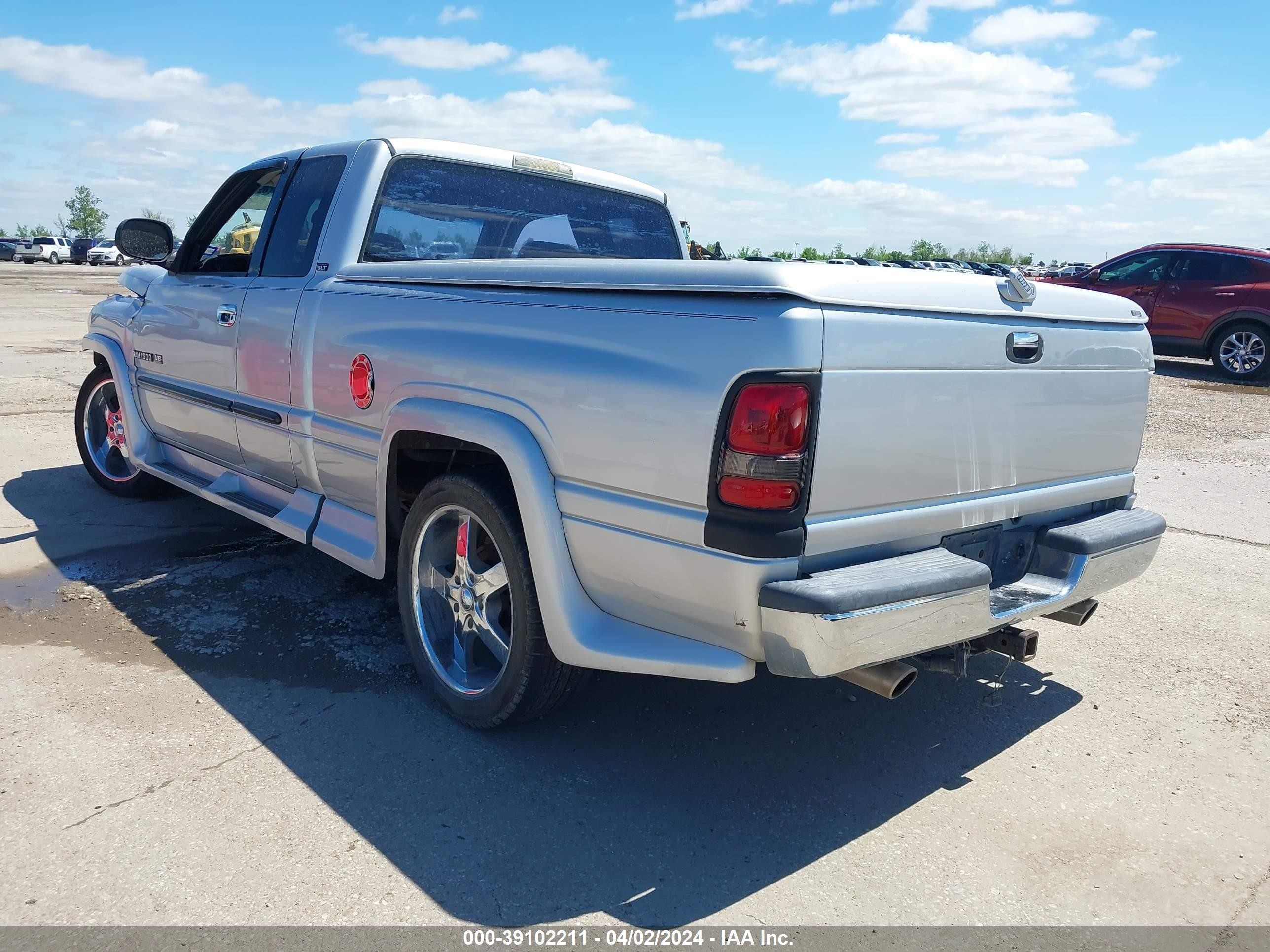 Photo 2 VIN: 3B7HC13Y91G793474 - DODGE RAM 