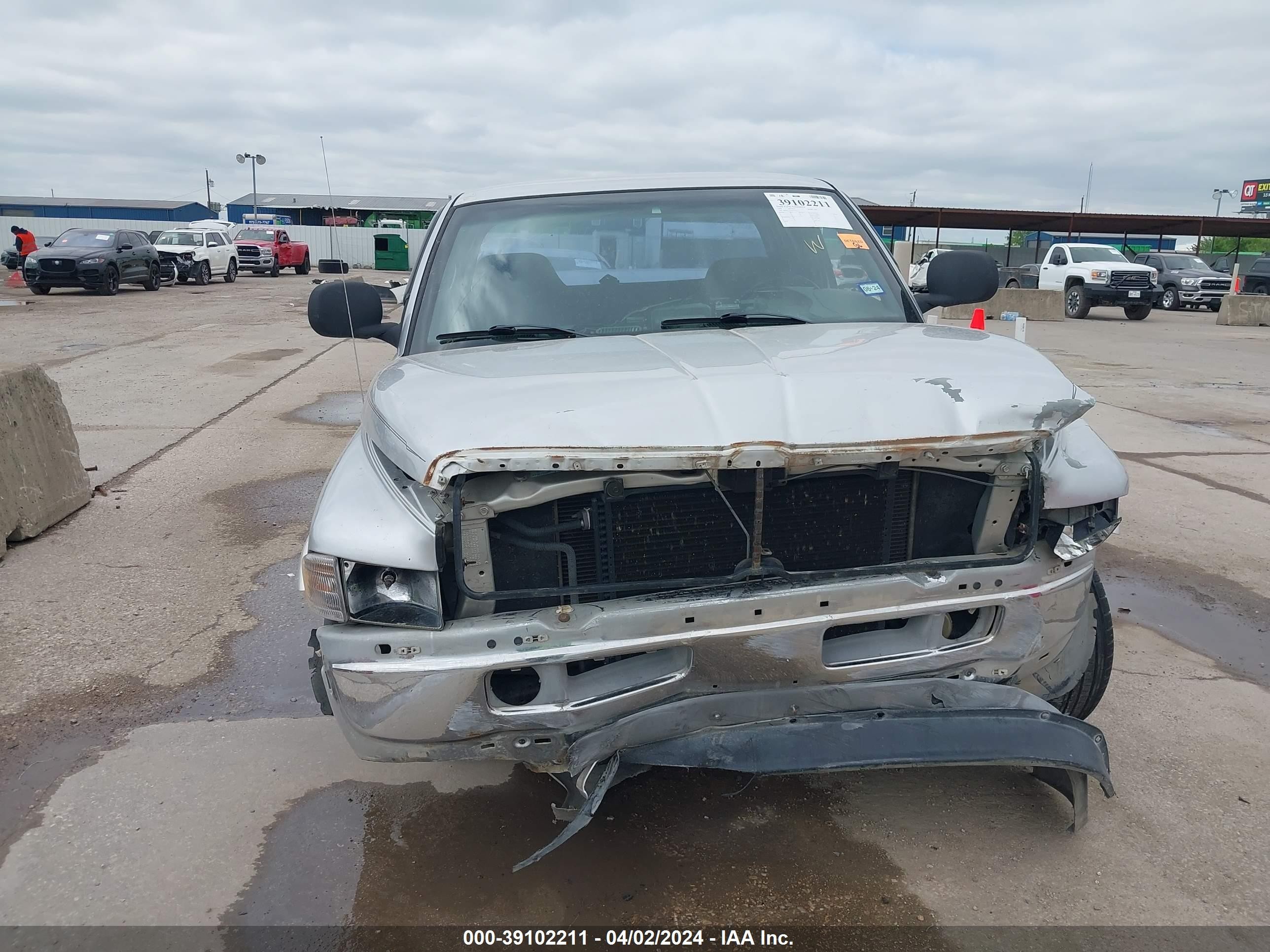 Photo 5 VIN: 3B7HC13Y91G793474 - DODGE RAM 