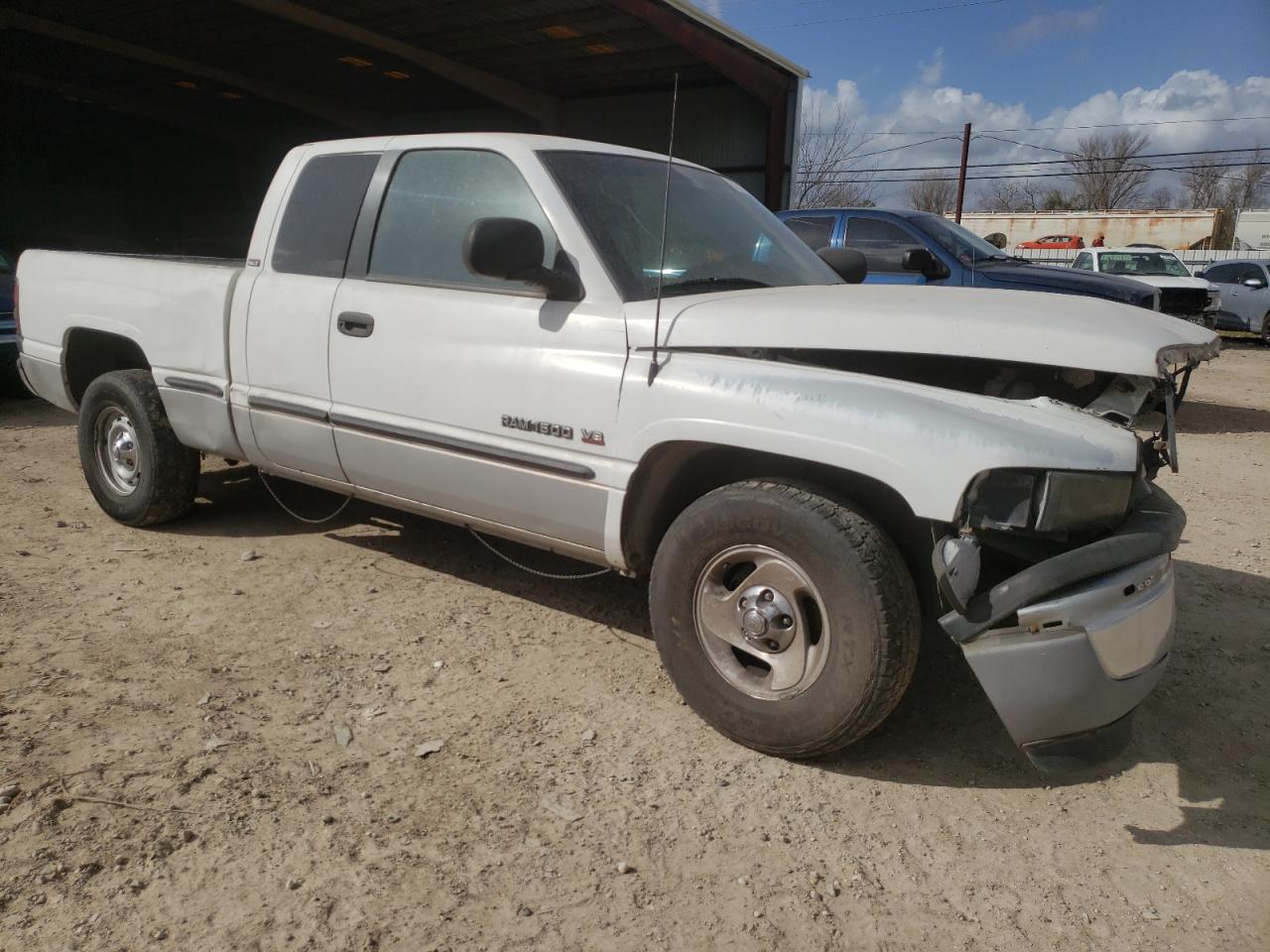 Photo 3 VIN: 3B7HC13Y9XM557904 - DODGE RAM 