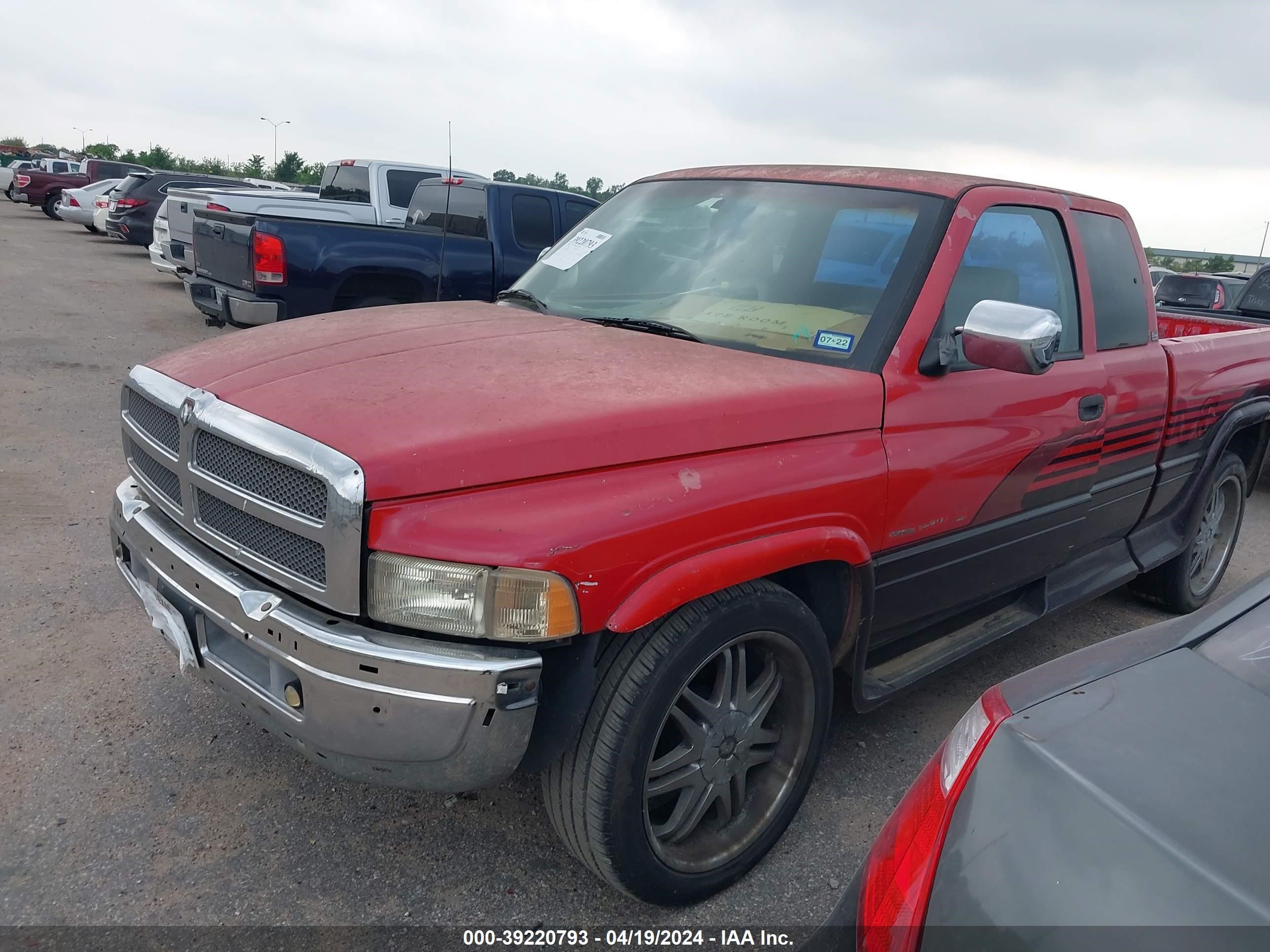 Photo 1 VIN: 3B7HC13Z0VG780949 - DODGE RAM 