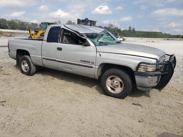 Photo 3 VIN: 3B7HC13Z1YG138356 - DODGE RAM 1500 