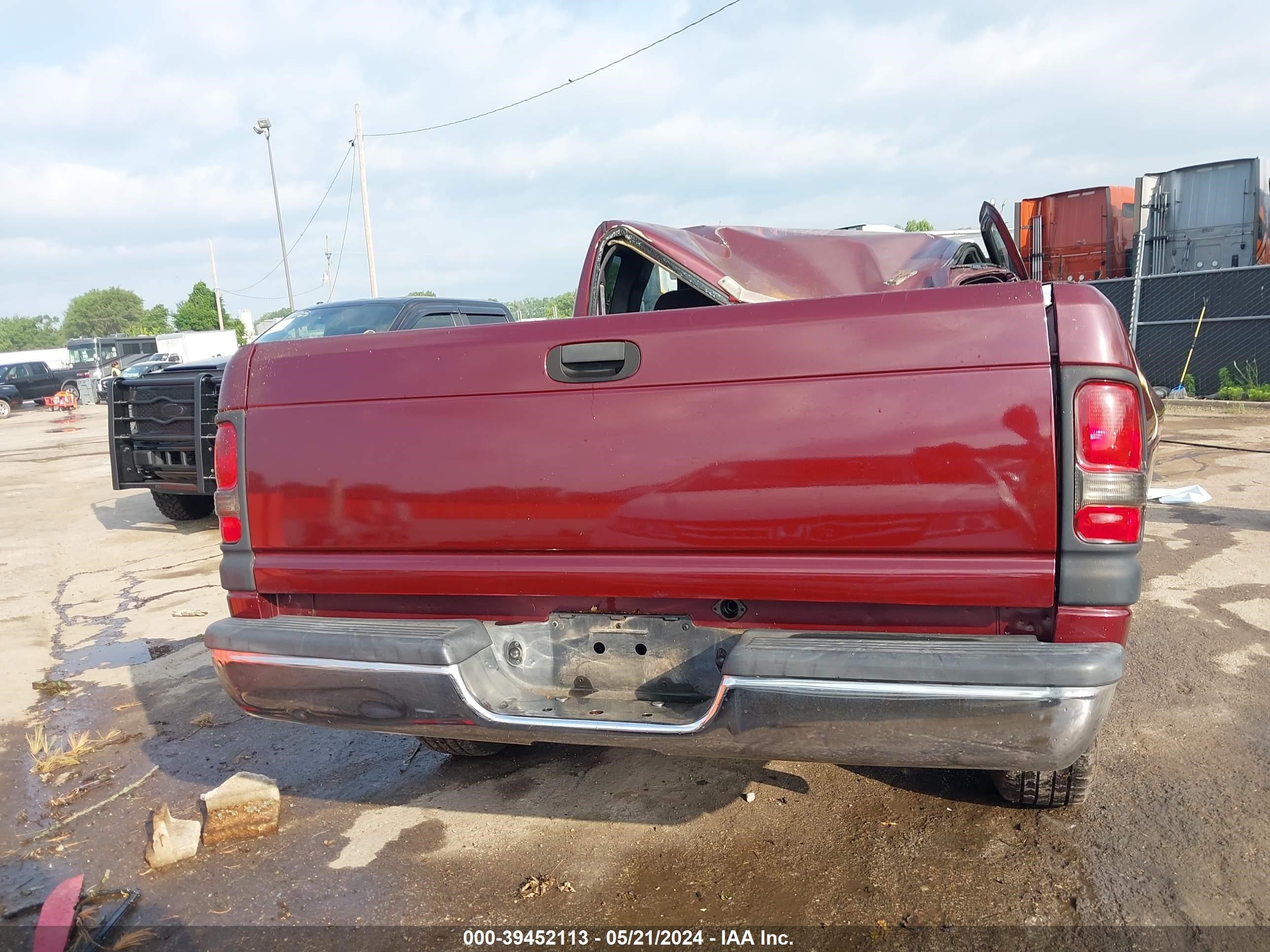 Photo 15 VIN: 3B7HC13Z71M536999 - DODGE RAM 