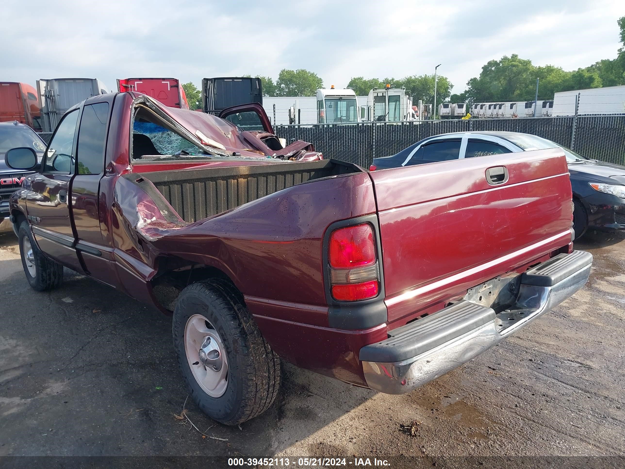 Photo 2 VIN: 3B7HC13Z71M536999 - DODGE RAM 