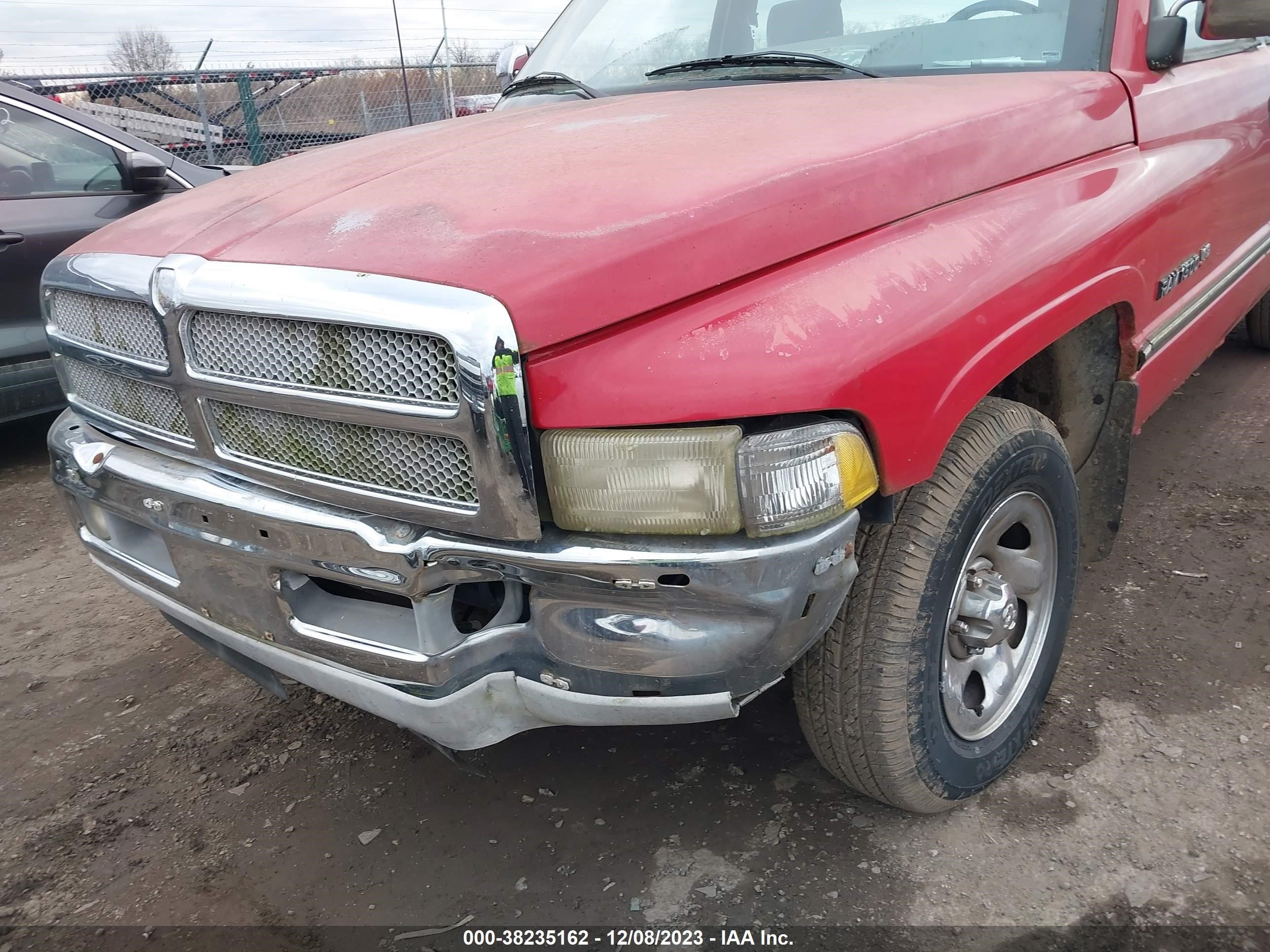 Photo 5 VIN: 3B7HC13Z9TG105226 - DODGE RAM 