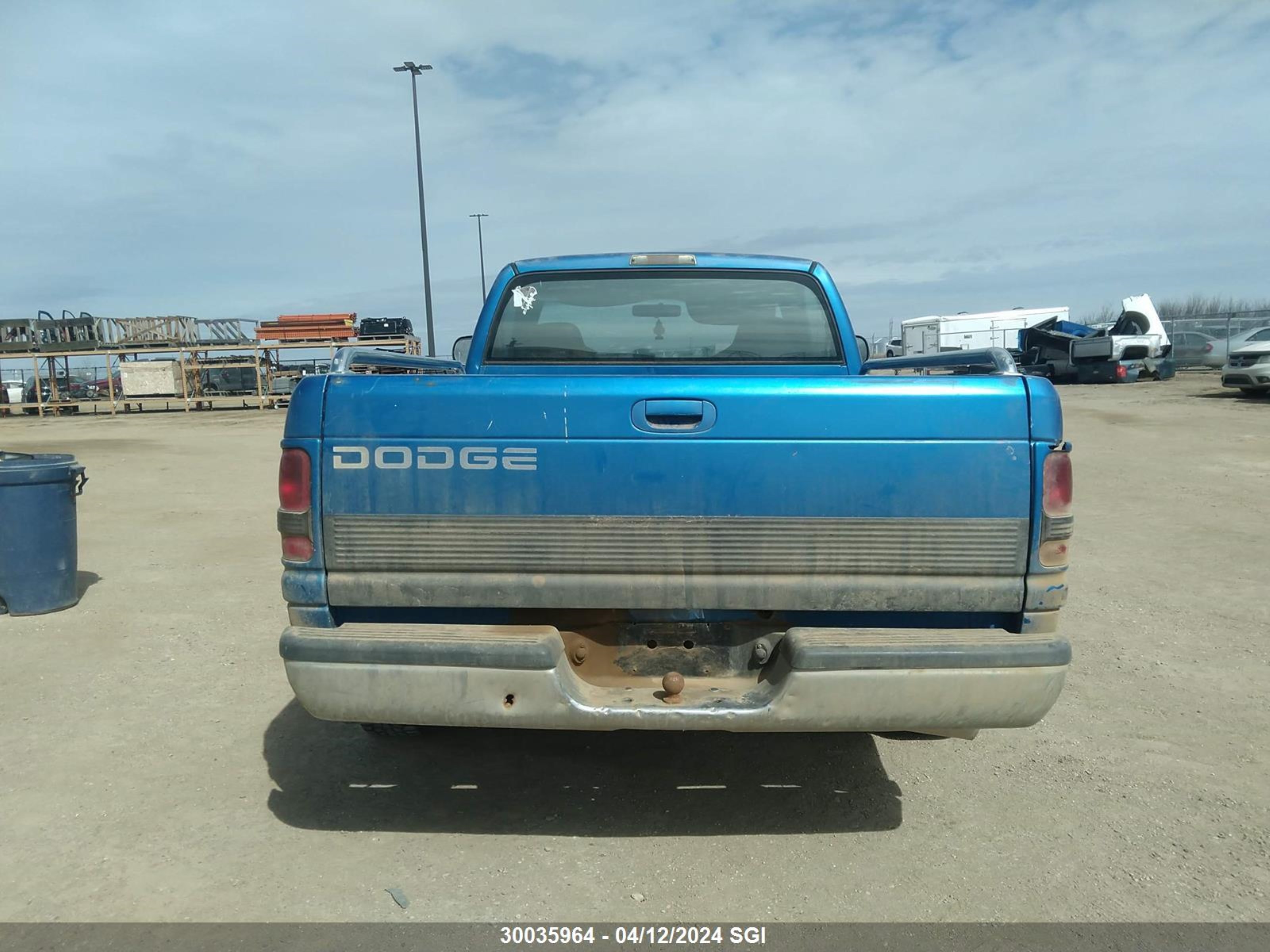 Photo 15 VIN: 3B7HC16Y1XM506280 - DODGE RAM 