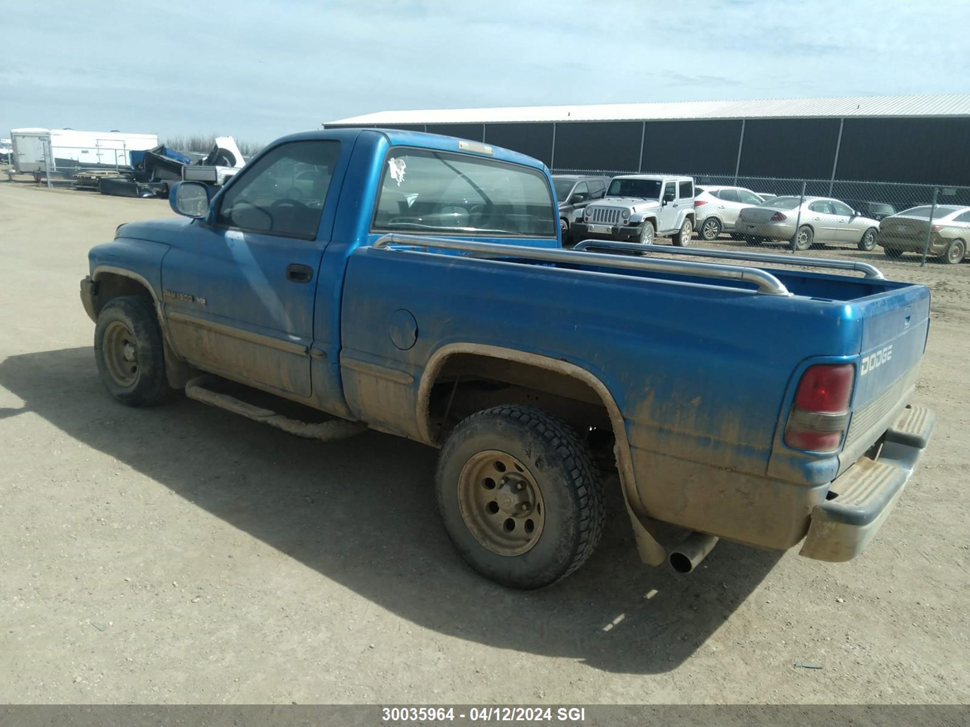 Photo 2 VIN: 3B7HC16Y1XM506280 - DODGE RAM 