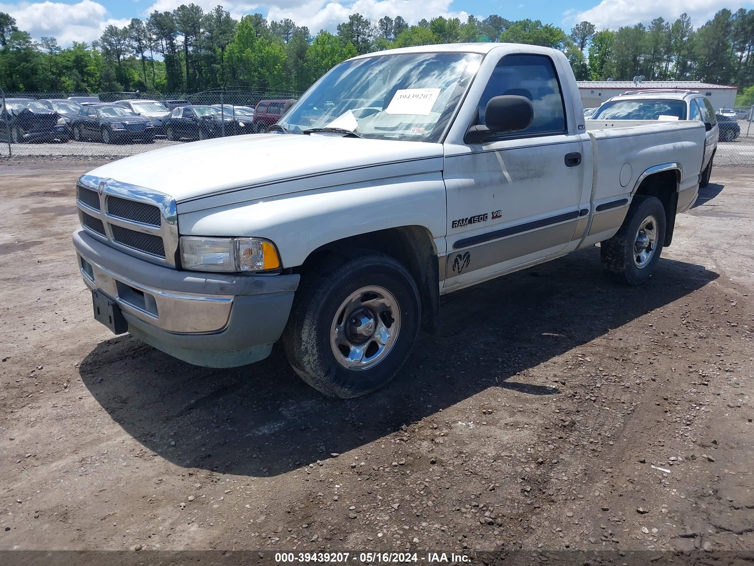 Photo 1 VIN: 3B7HC16Z8WM205125 - DODGE RAM 