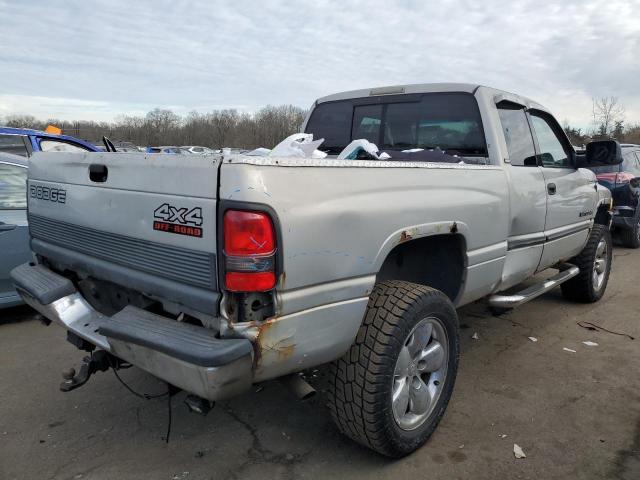 Photo 2 VIN: 3B7HF12Z4YG161669 - DODGE RAM 1500 