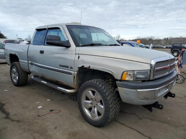 Photo 3 VIN: 3B7HF12Z4YG161669 - DODGE RAM 1500 