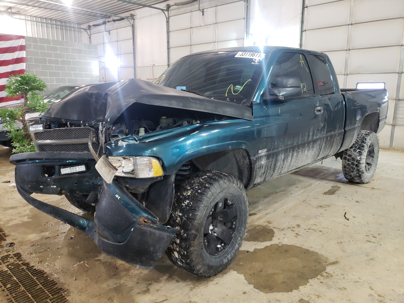 Photo 1 VIN: 3B7HF13Y1WG164631 - DODGE RAM 1500 